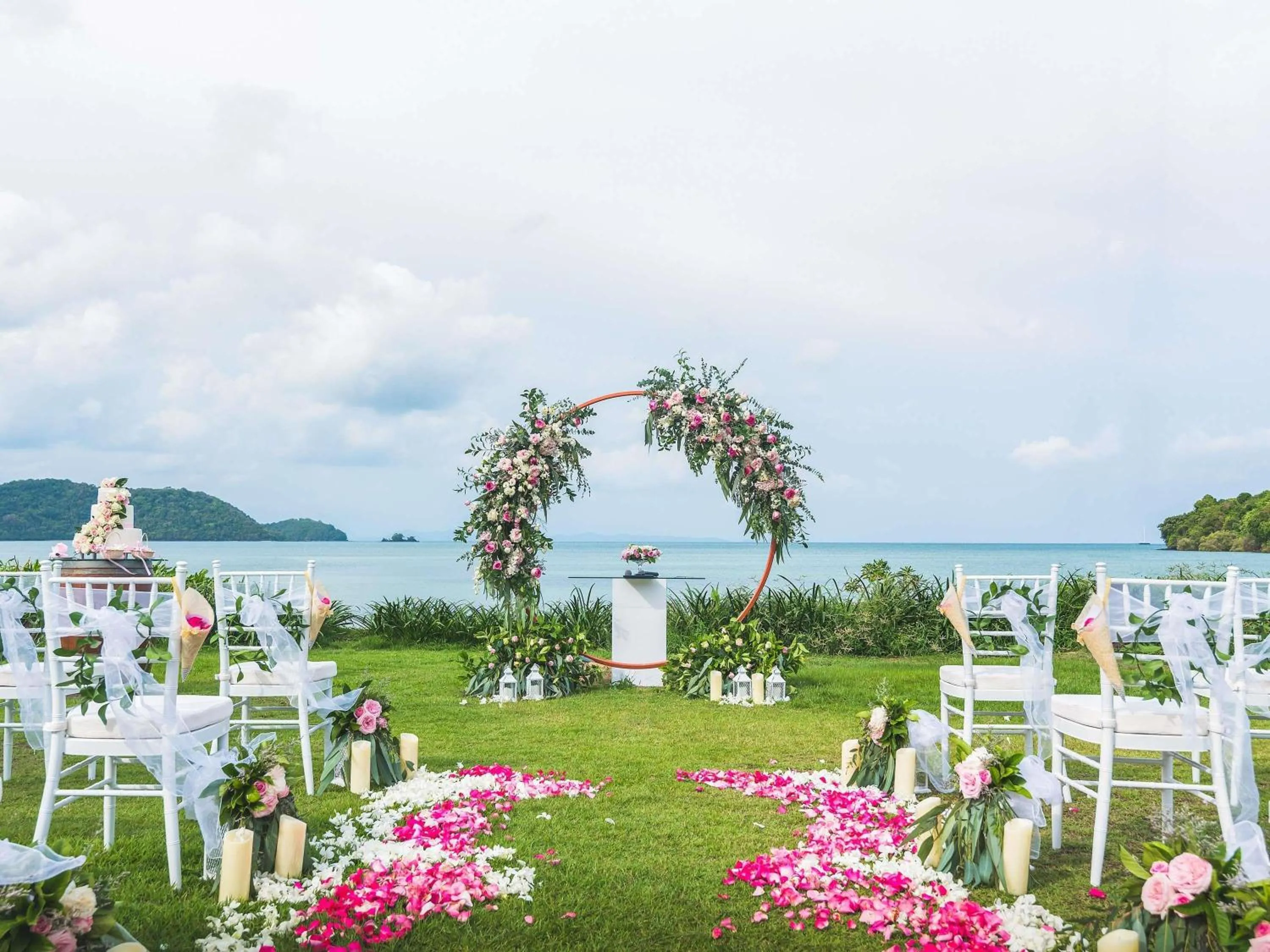 wedding in Pullman Phuket Panwa Beach Resort