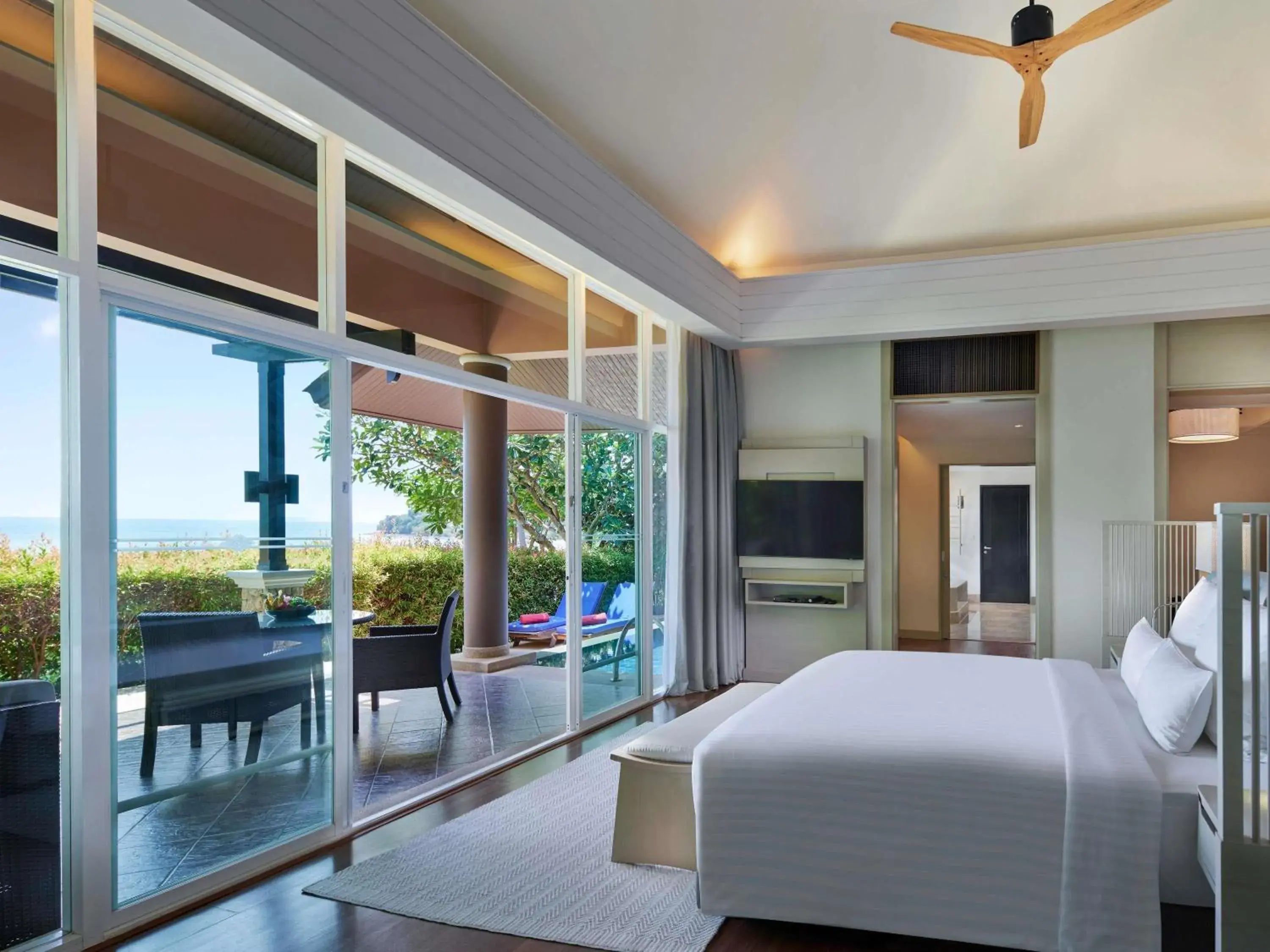 Pool Villa Sea View, 1 King Bed, Island’s Most Stunning Sunrise in Pullman Phuket Panwa Beach Resort Pool Villa Sea View, 1 King Bed, Island’s Most Stunning Sunrise in Pullman Phuket Panwa Beach Resort