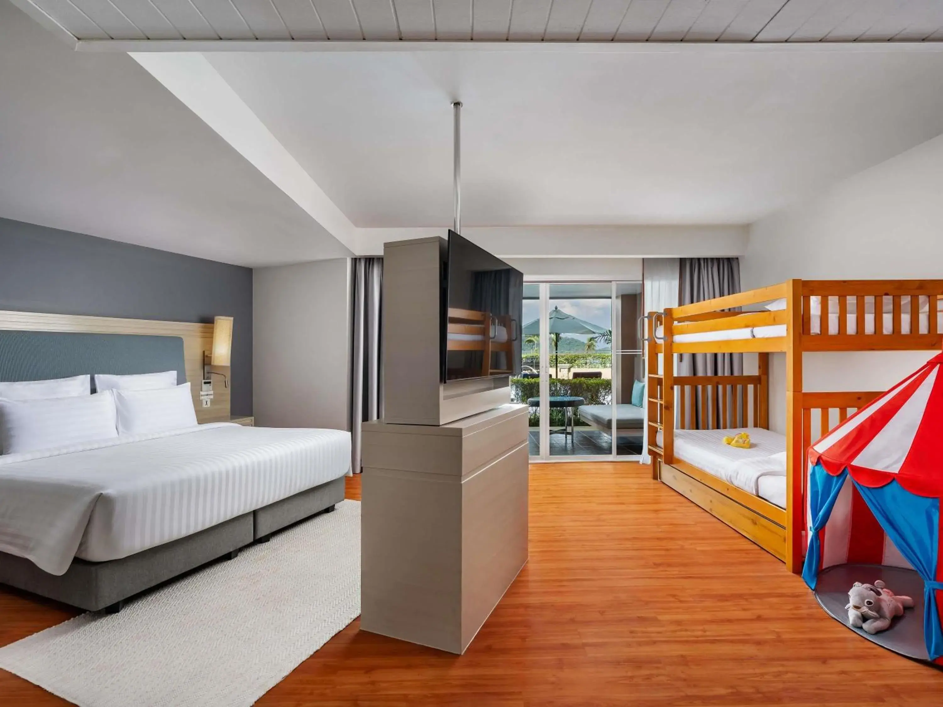 Junior Suite Family with King Bed and Bunk Bed in Pullman Phuket Panwa Beach Resort Junior Suite Family with King Bed and Bunk Bed in Pullman Phuket Panwa Beach Resort