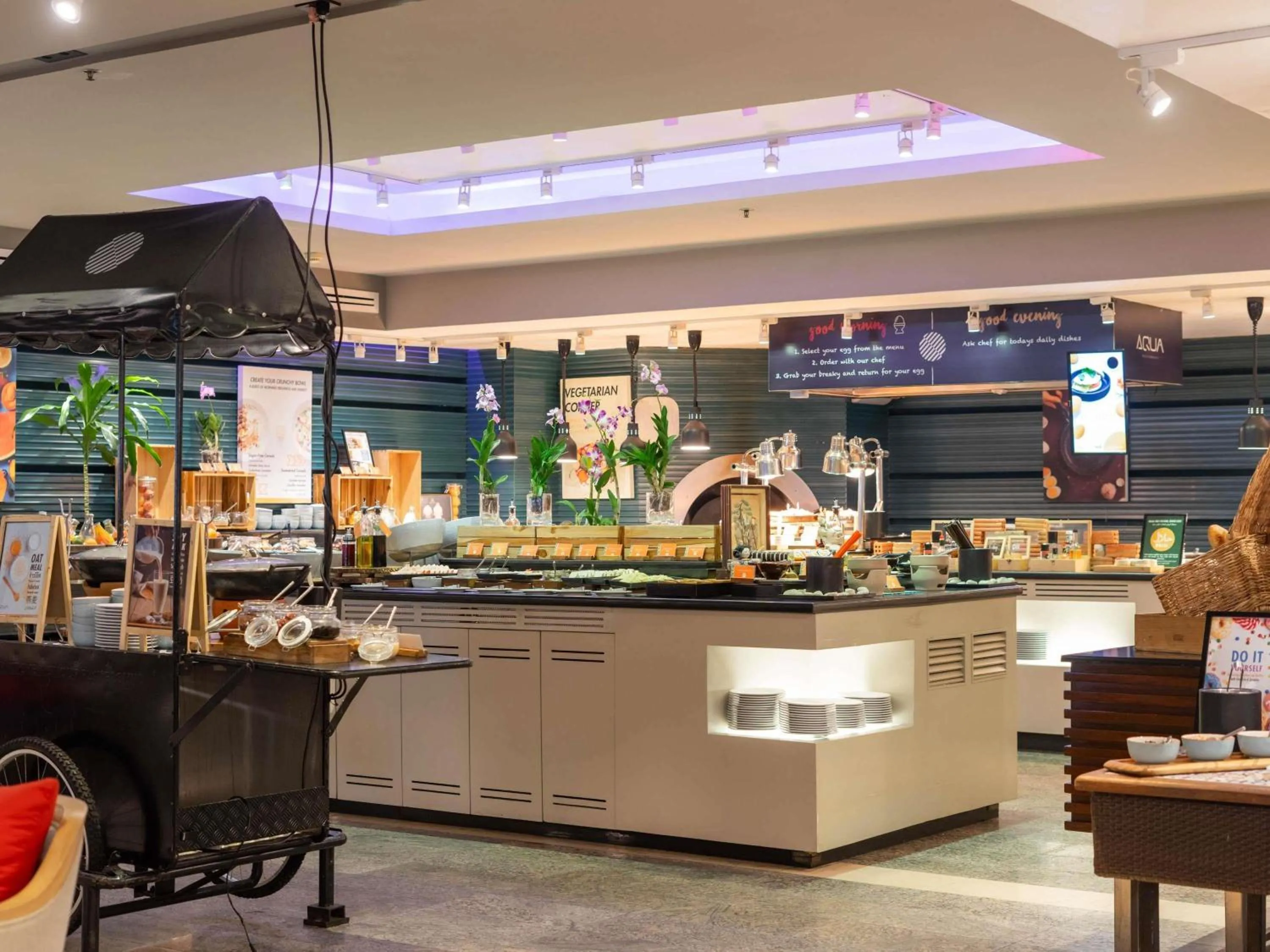 Restaurant/places to eat in Pullman Phuket Panwa Beach Resort