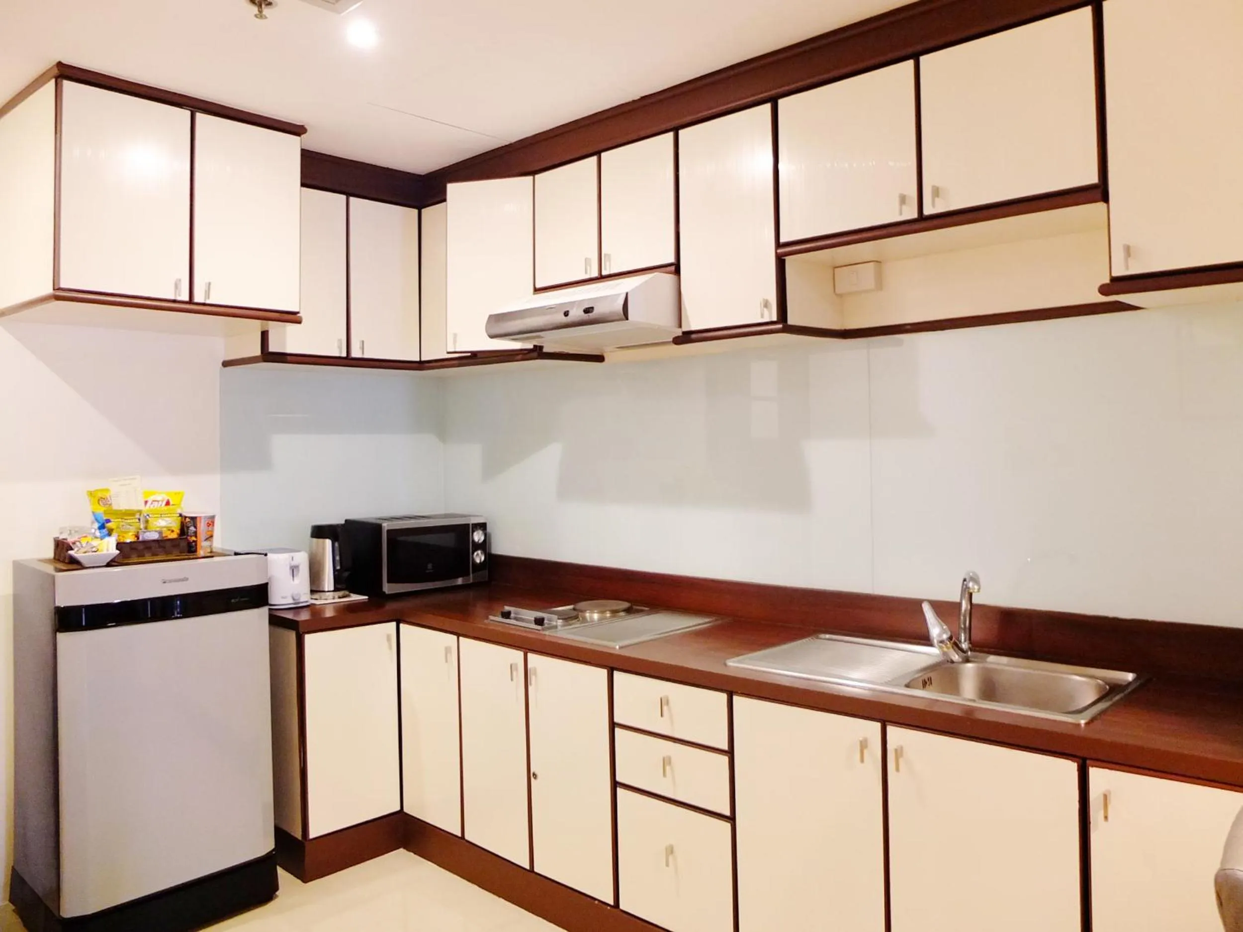 Kitchen or kitchenette in Evergreen Place Siam by UHG