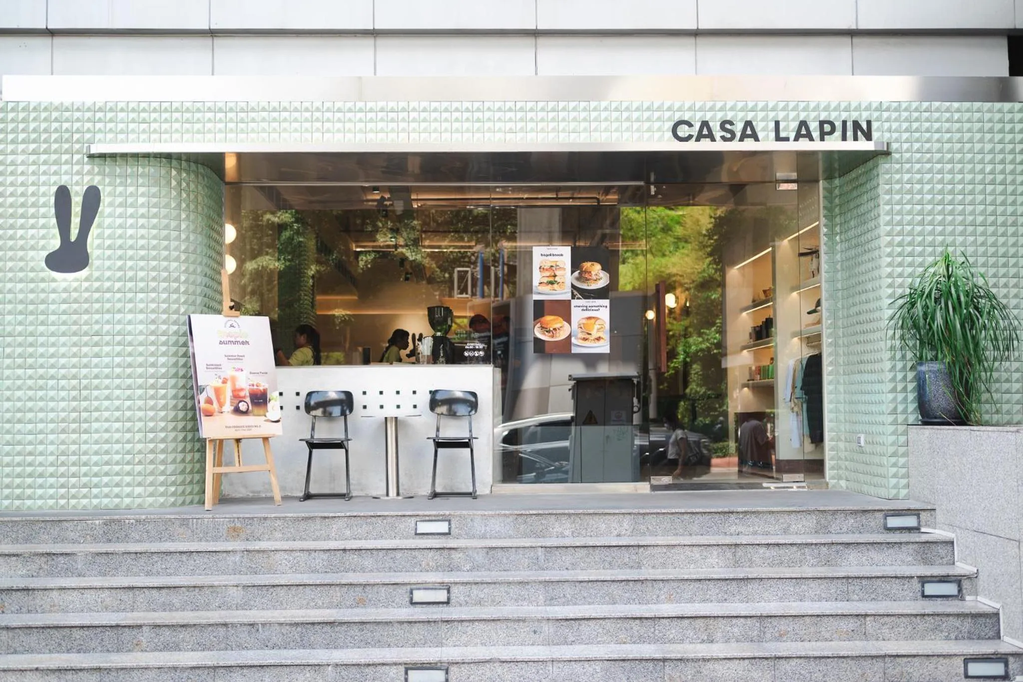 Property building in Evergreen Place Siam by UHG