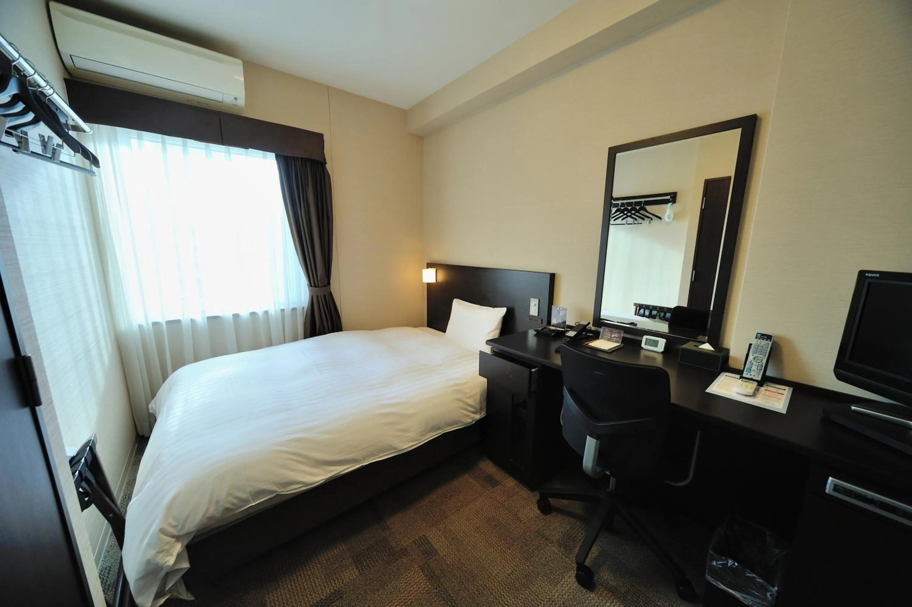Photo of the whole room, Bed in Dormy Inn Express Koriyama