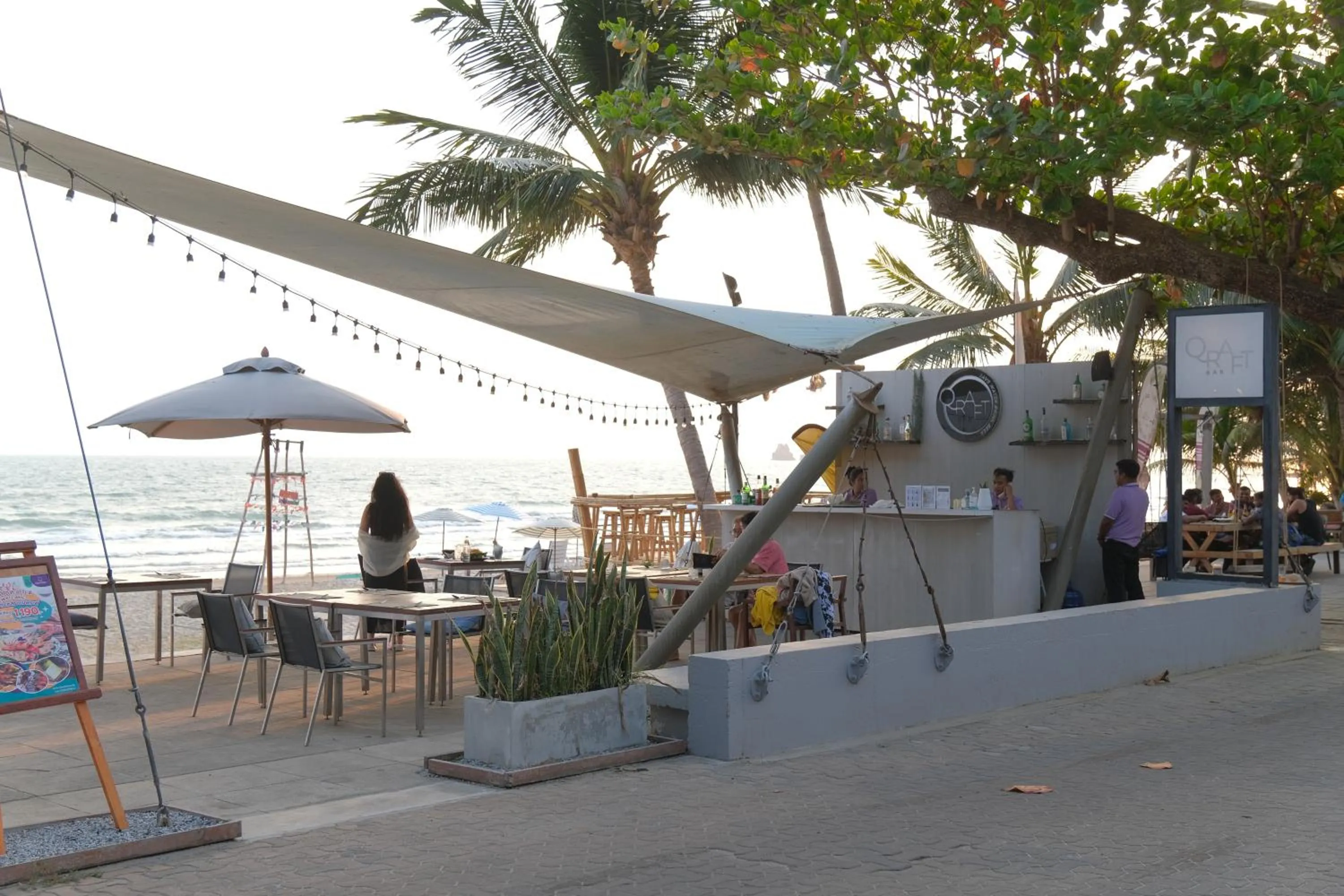 Lounge or bar in Q Resort Rayong