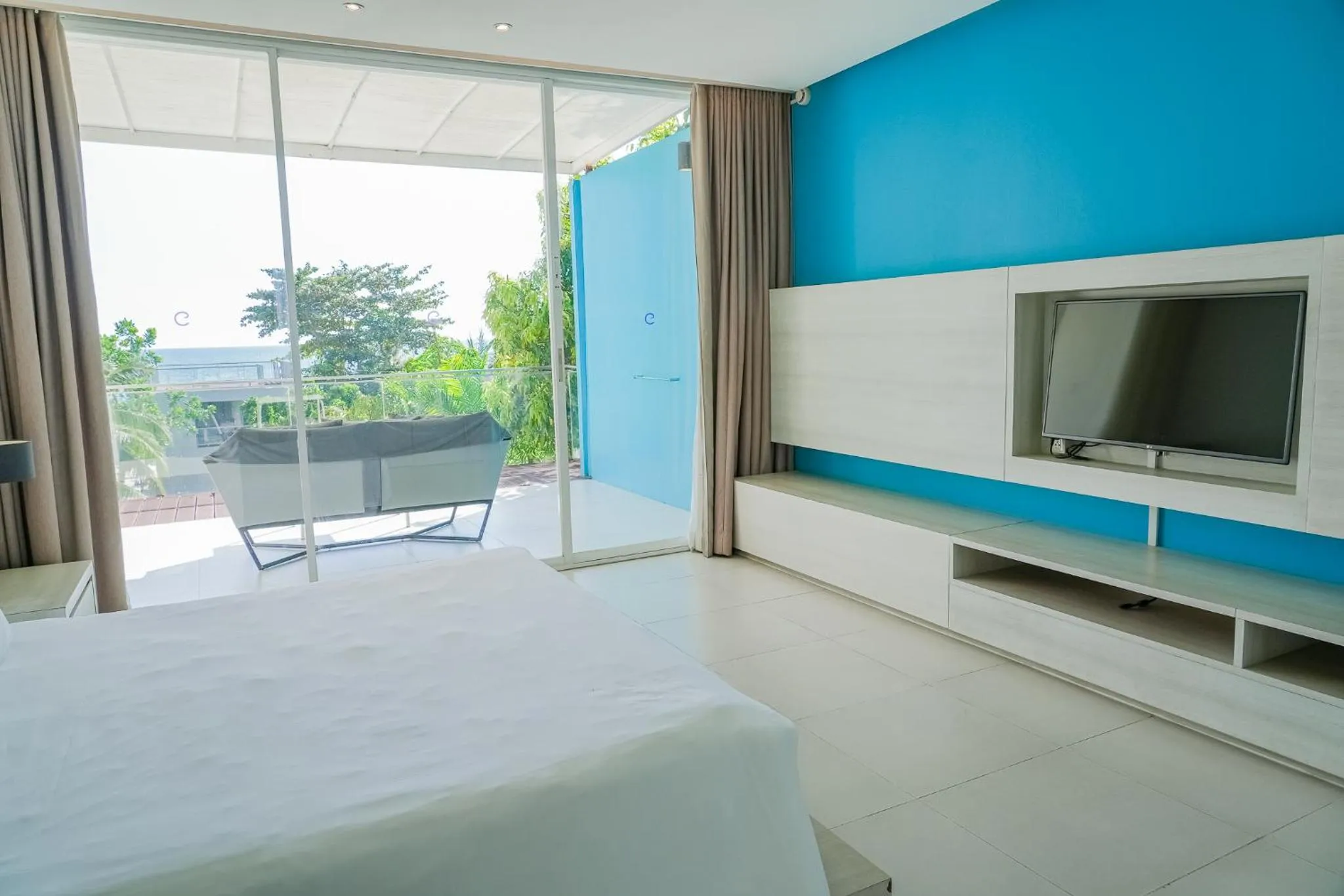 View (from property/room), Bed in Q Resort Rayong