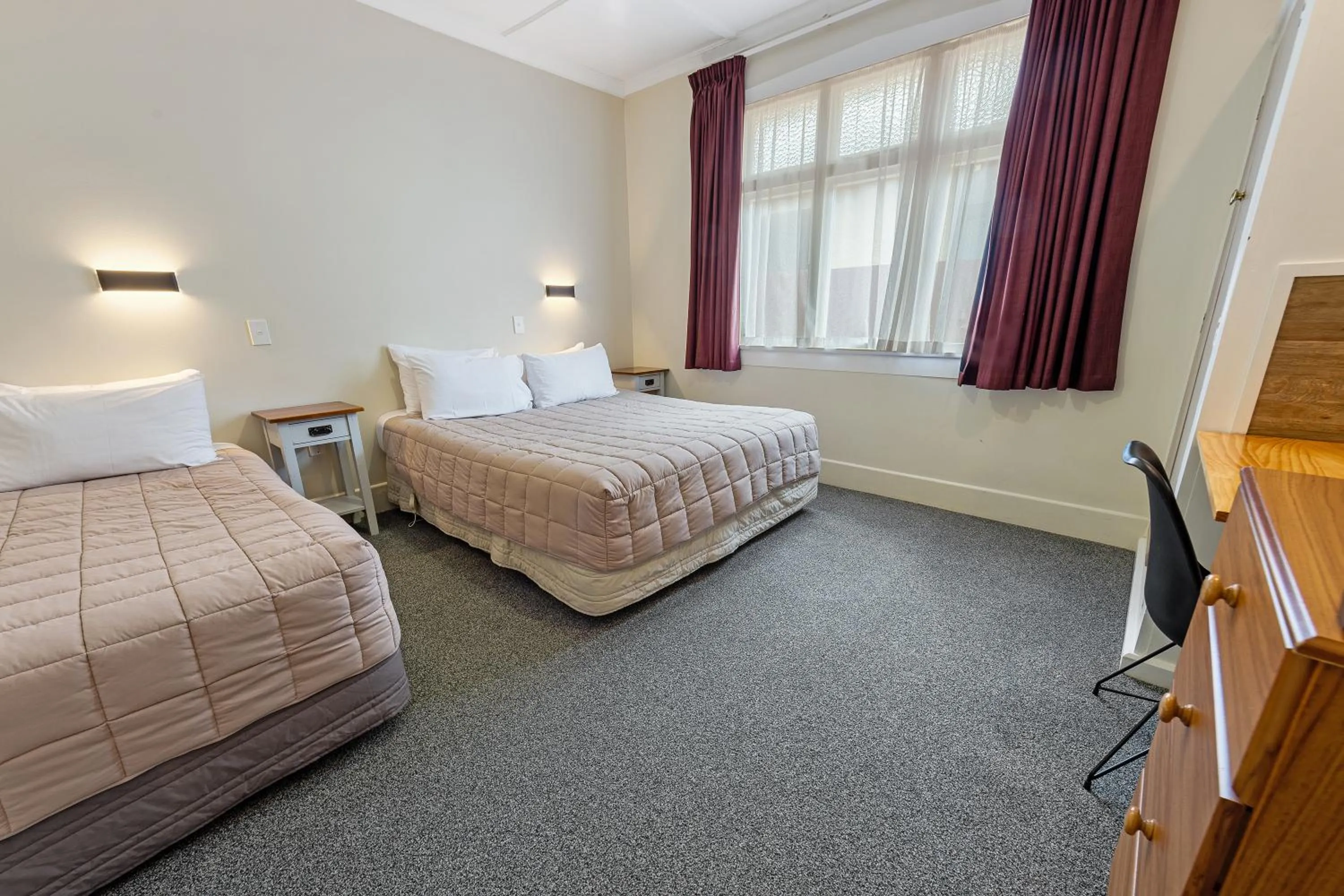 Bed in Tower Lodge Motel