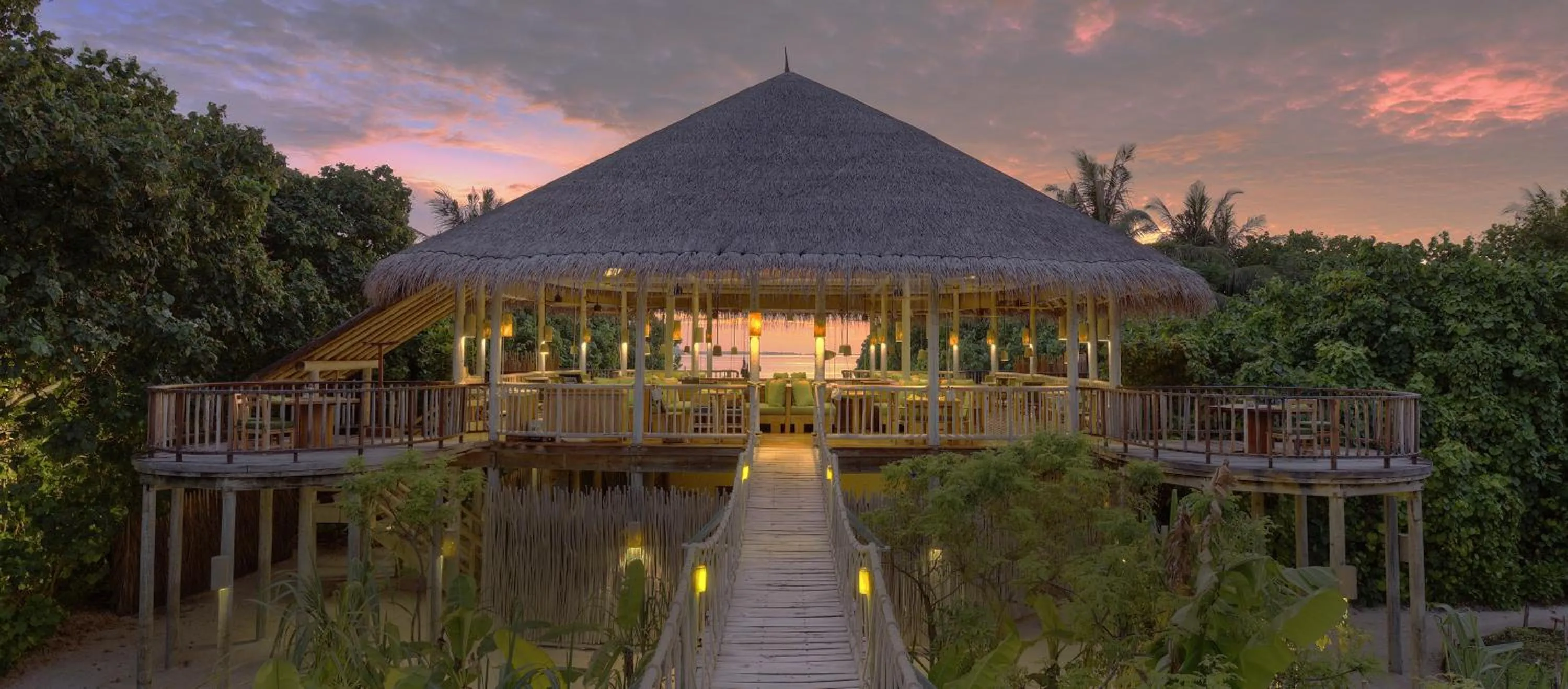 Restaurant/places to eat in Six Senses Laamu