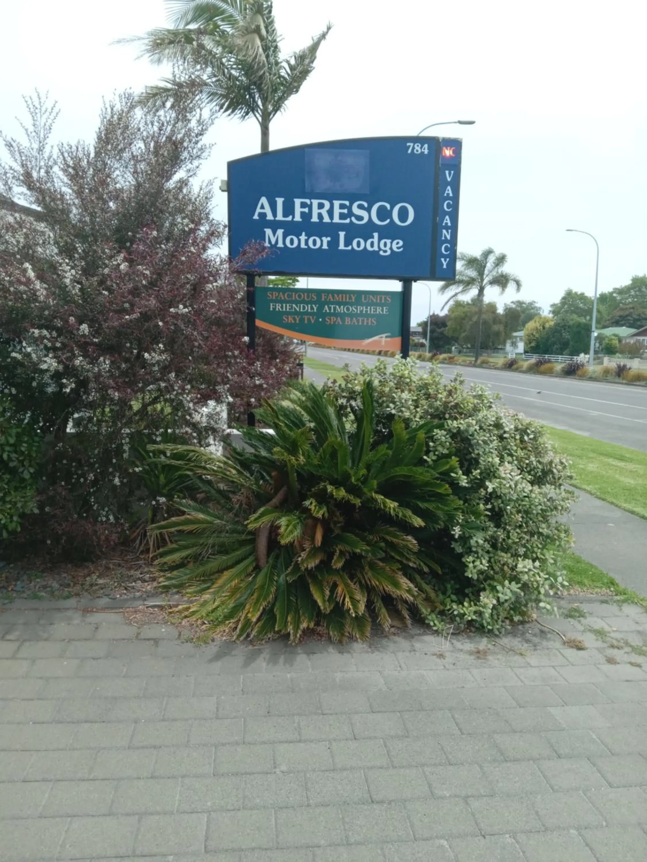 Property logo or sign in Alfresco Motor Lodge