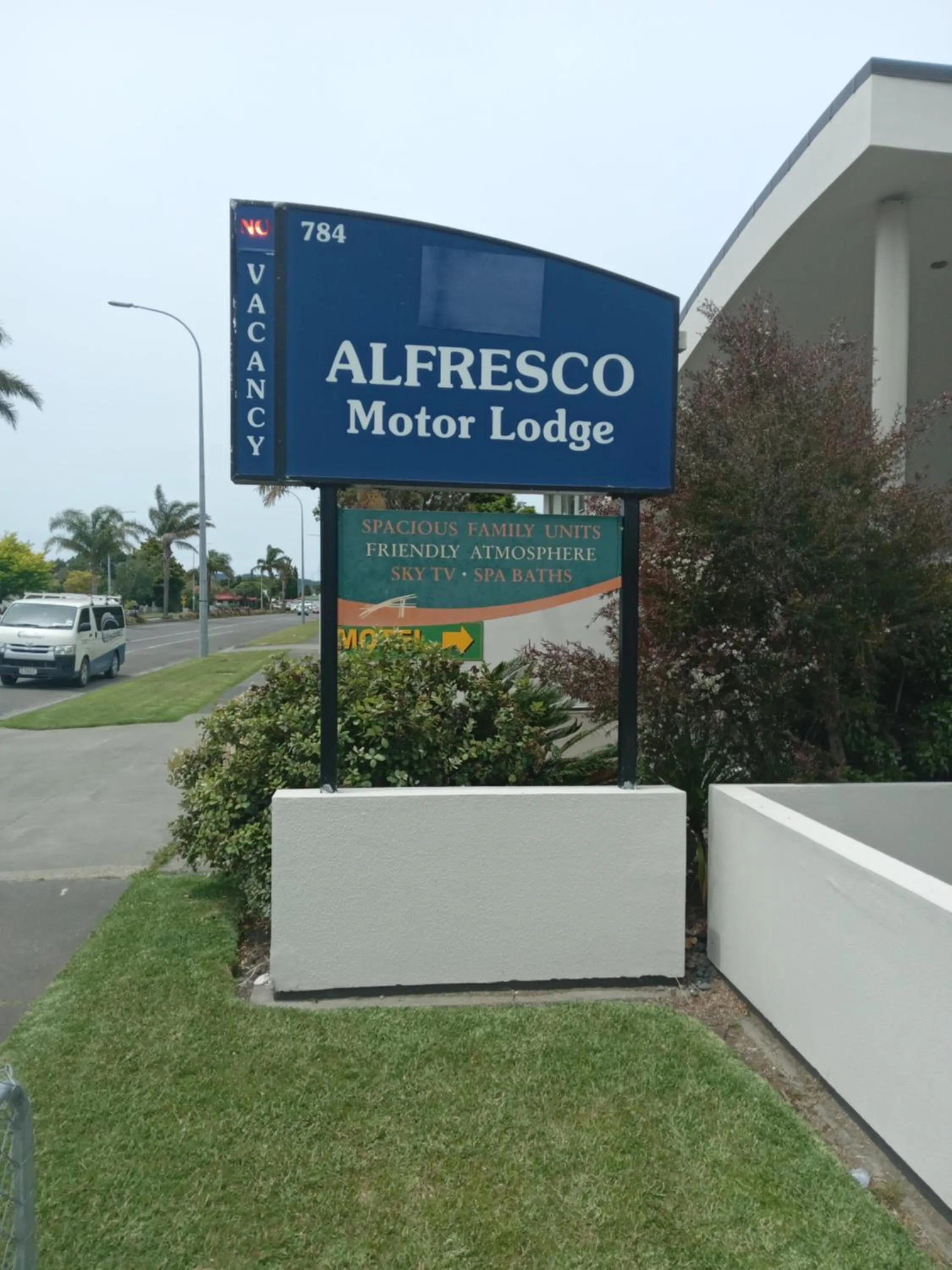 Property logo or sign in Alfresco Motor Lodge