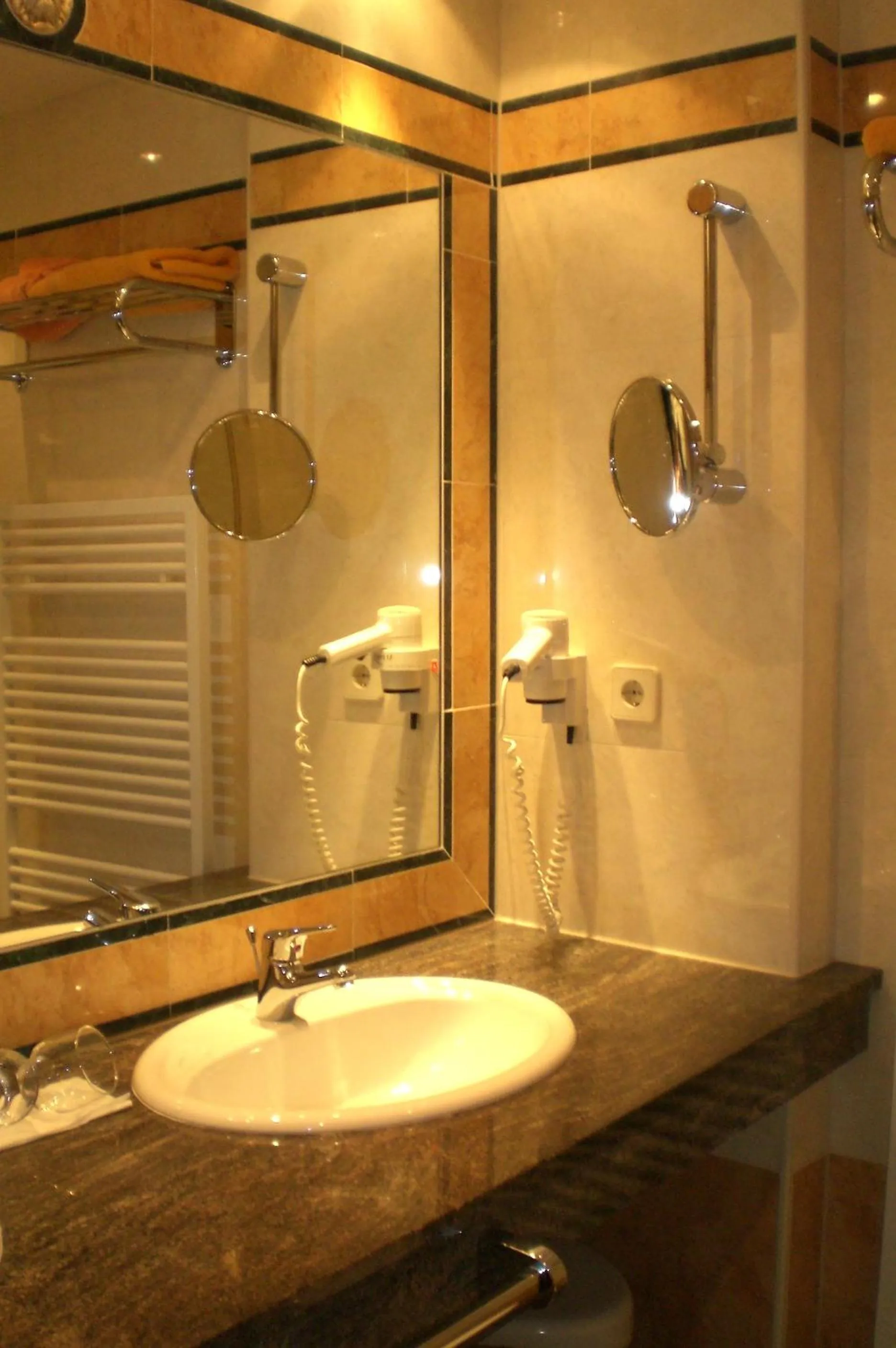 Bathroom in Das Kaltschmid - Familotel Tirol