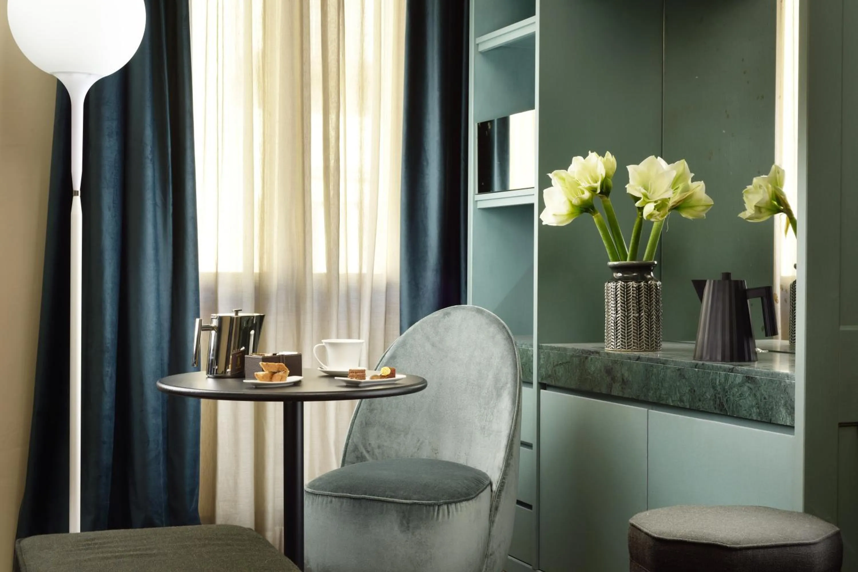 Decorative detail in Floren Hotel