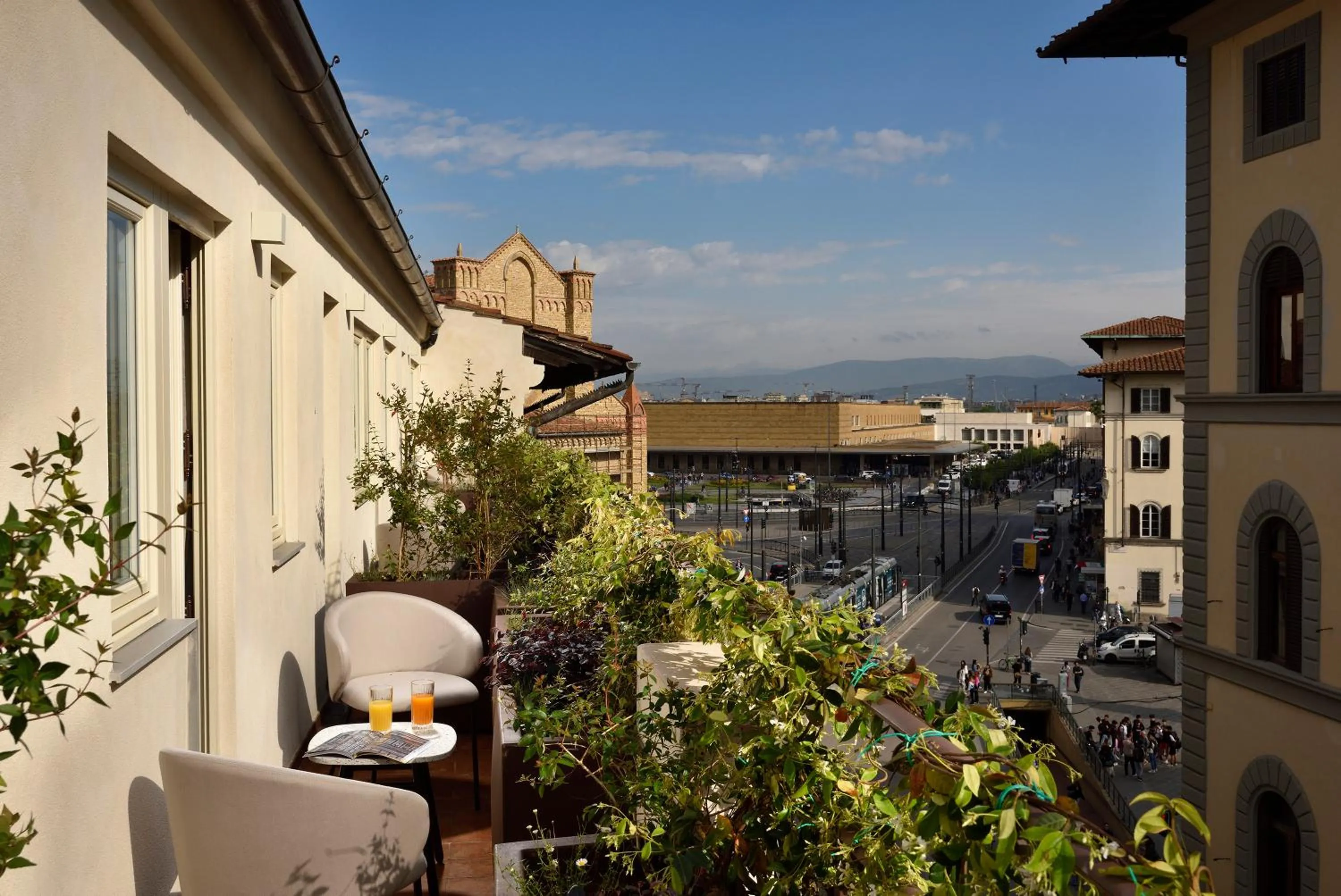 Balcony/Terrace in Floren Hotel