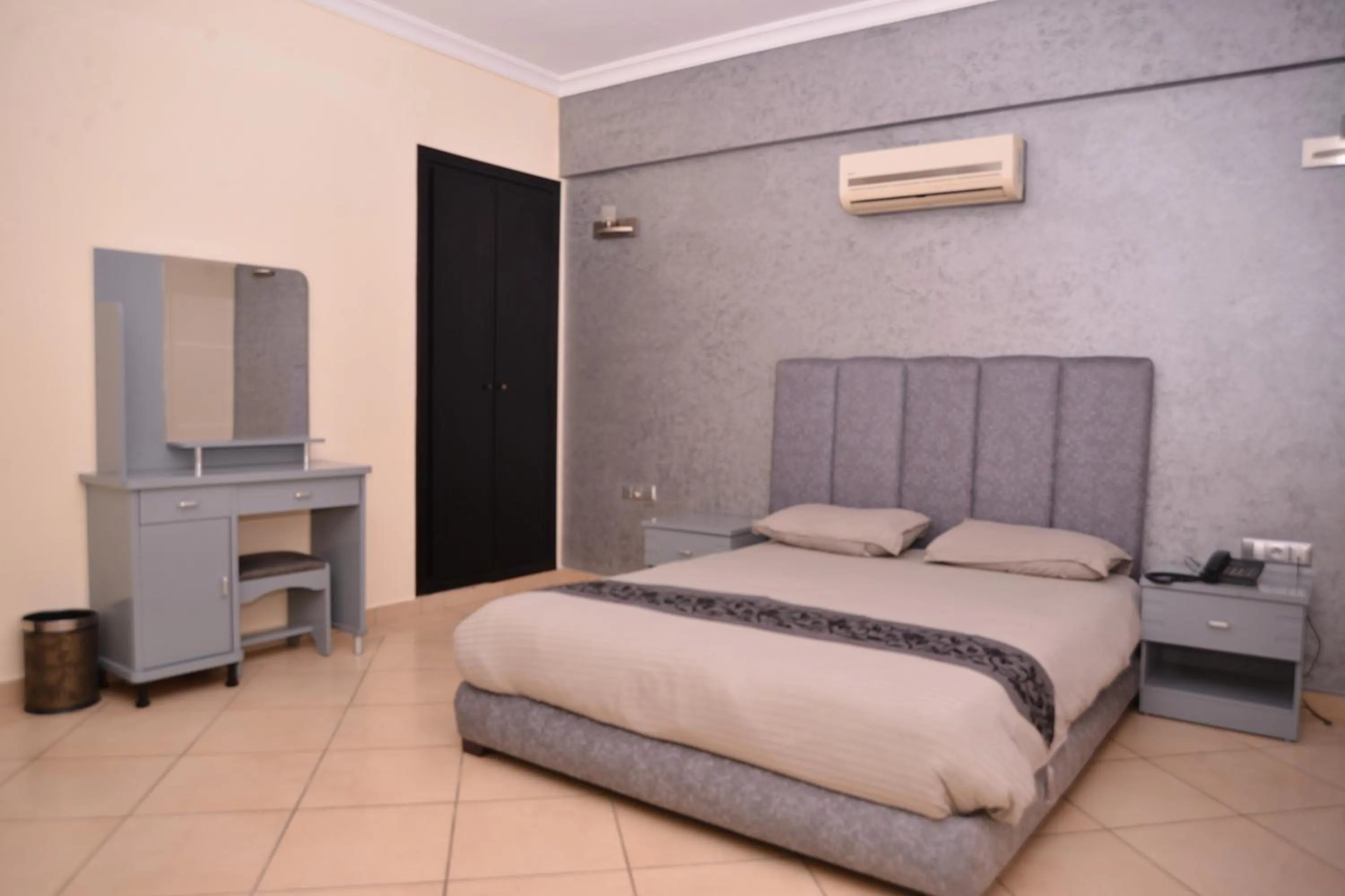 Bed in Appart Hôtel Founty Beach