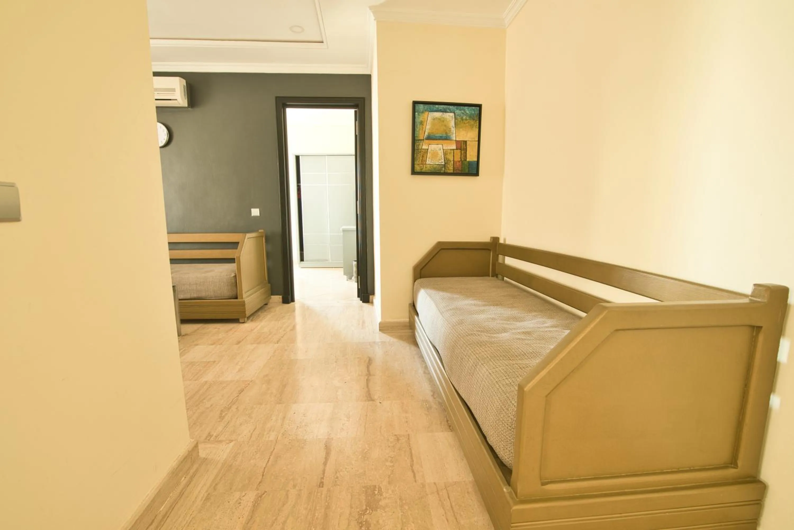 Seating area, Bed in Appart Hôtel Founty Beach