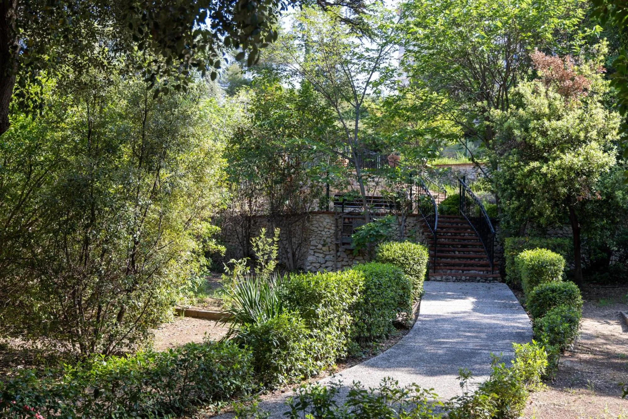 Natural landscape in The Originals City, Hôtel Côté Sud, Marseille Est