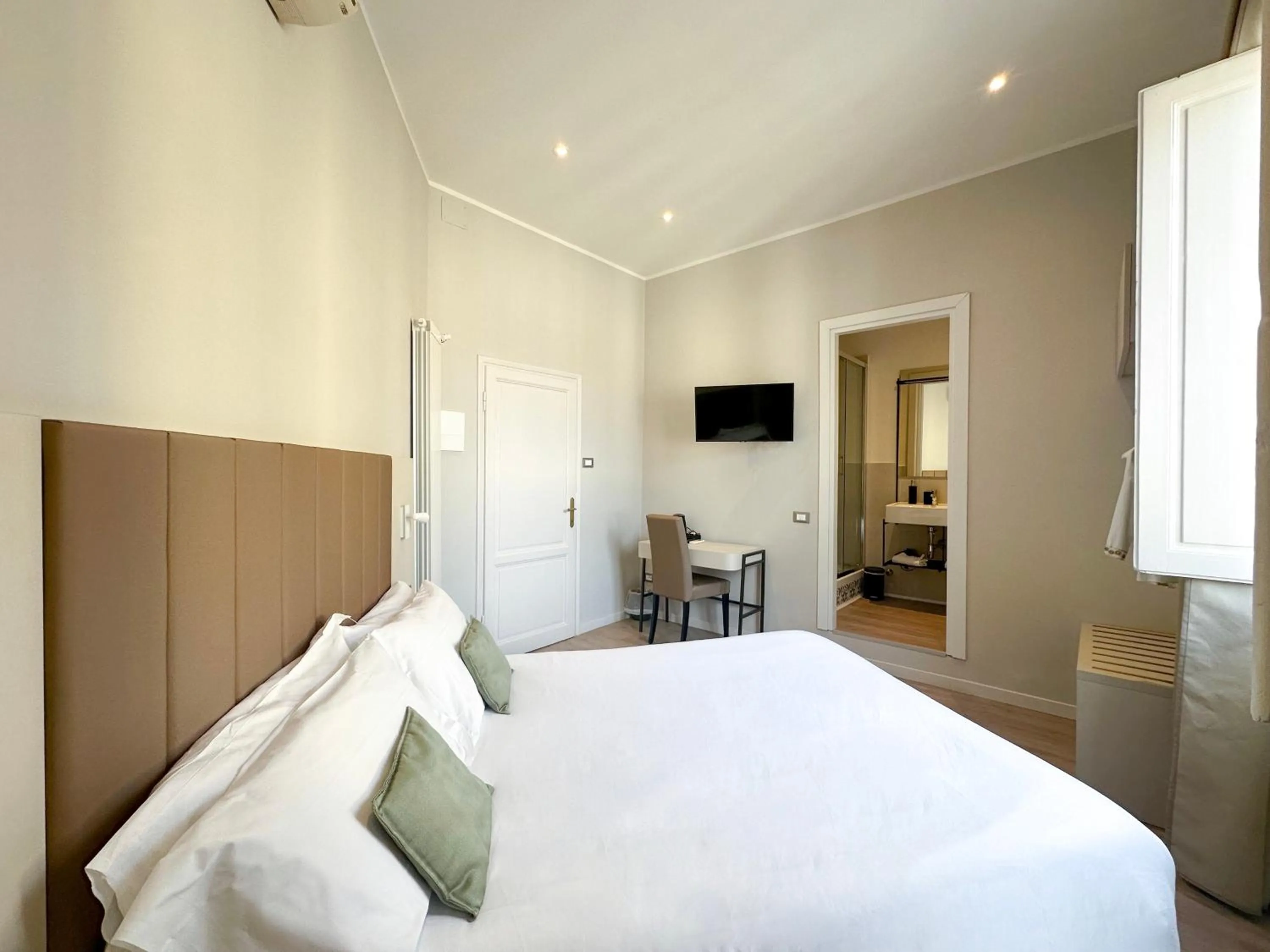 Bed in Hotel Giappone