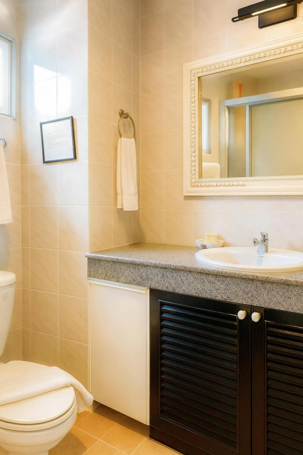 Orchid Hotel and Spa Kalim Bay