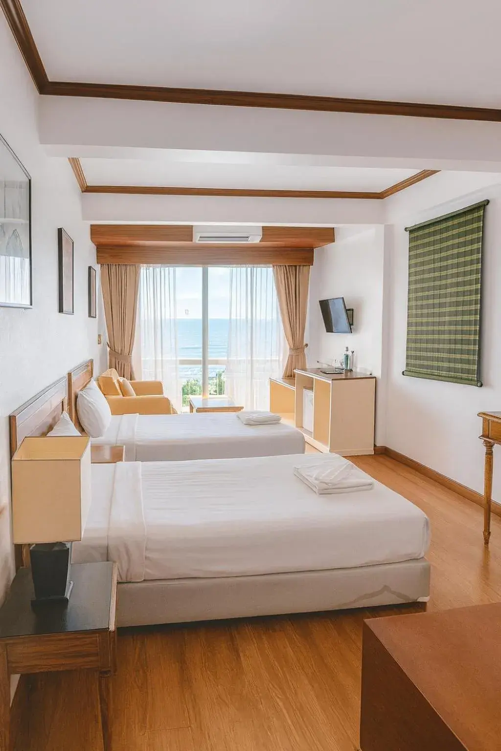 Deluxe Double or Twin Room with Sea View in Orchid Hotel and Spa Kalim Bay Deluxe Double or Twin Room with Sea View in Orchid Hotel and Spa Kalim Bay