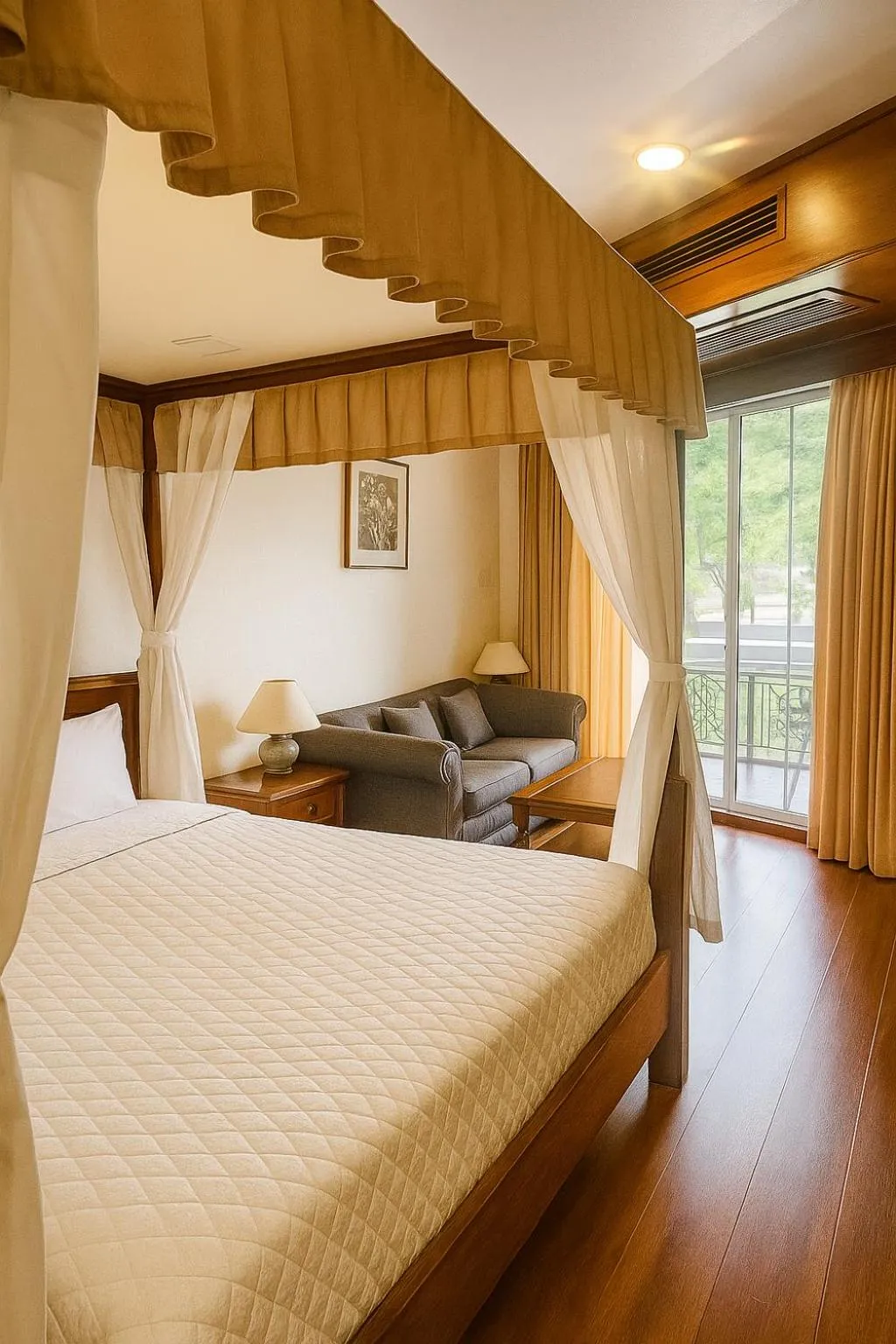 Bed in Orchid Hotel and Spa Kalim Bay