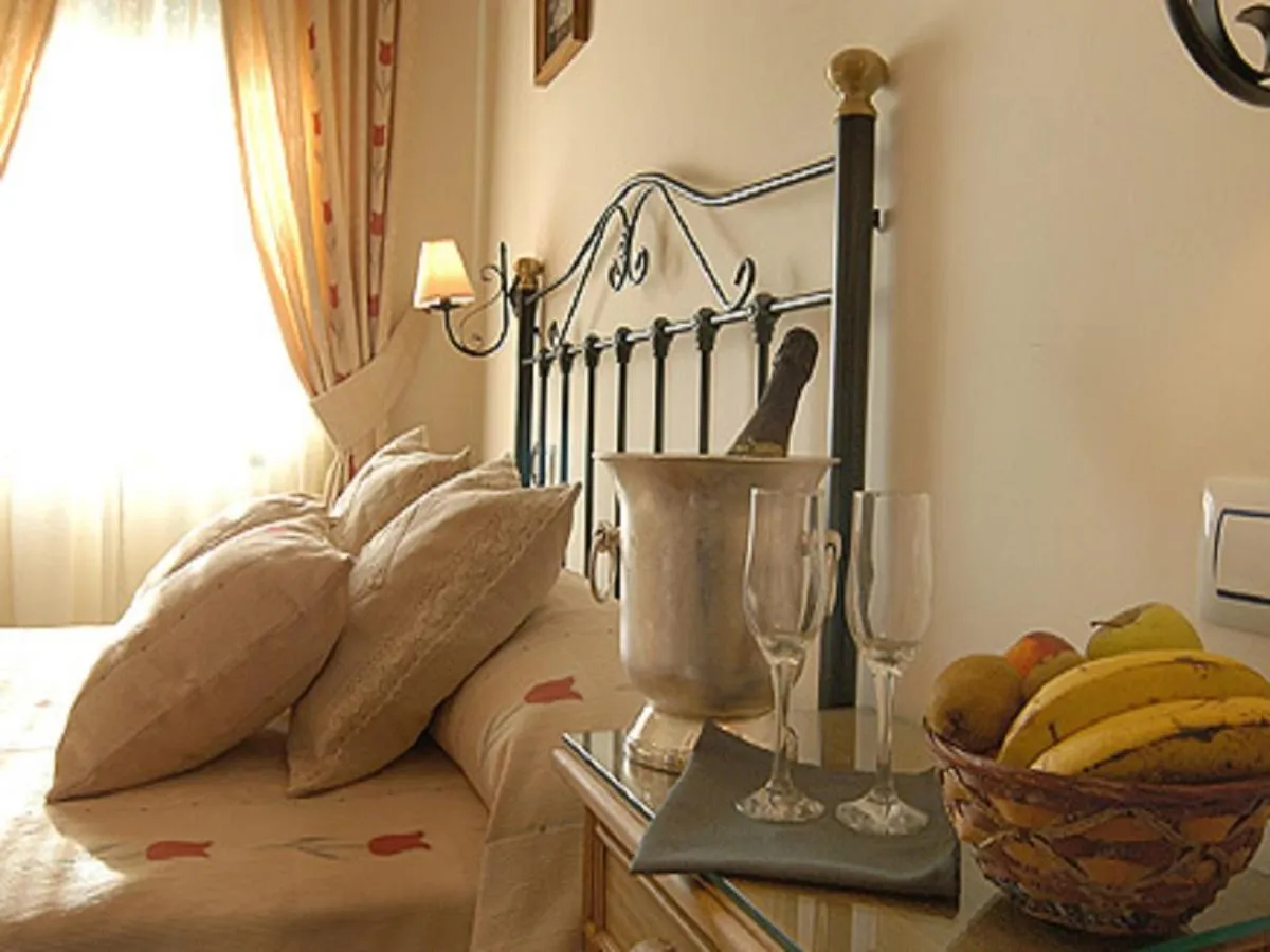 Bed in La Posada de Los Comediantes