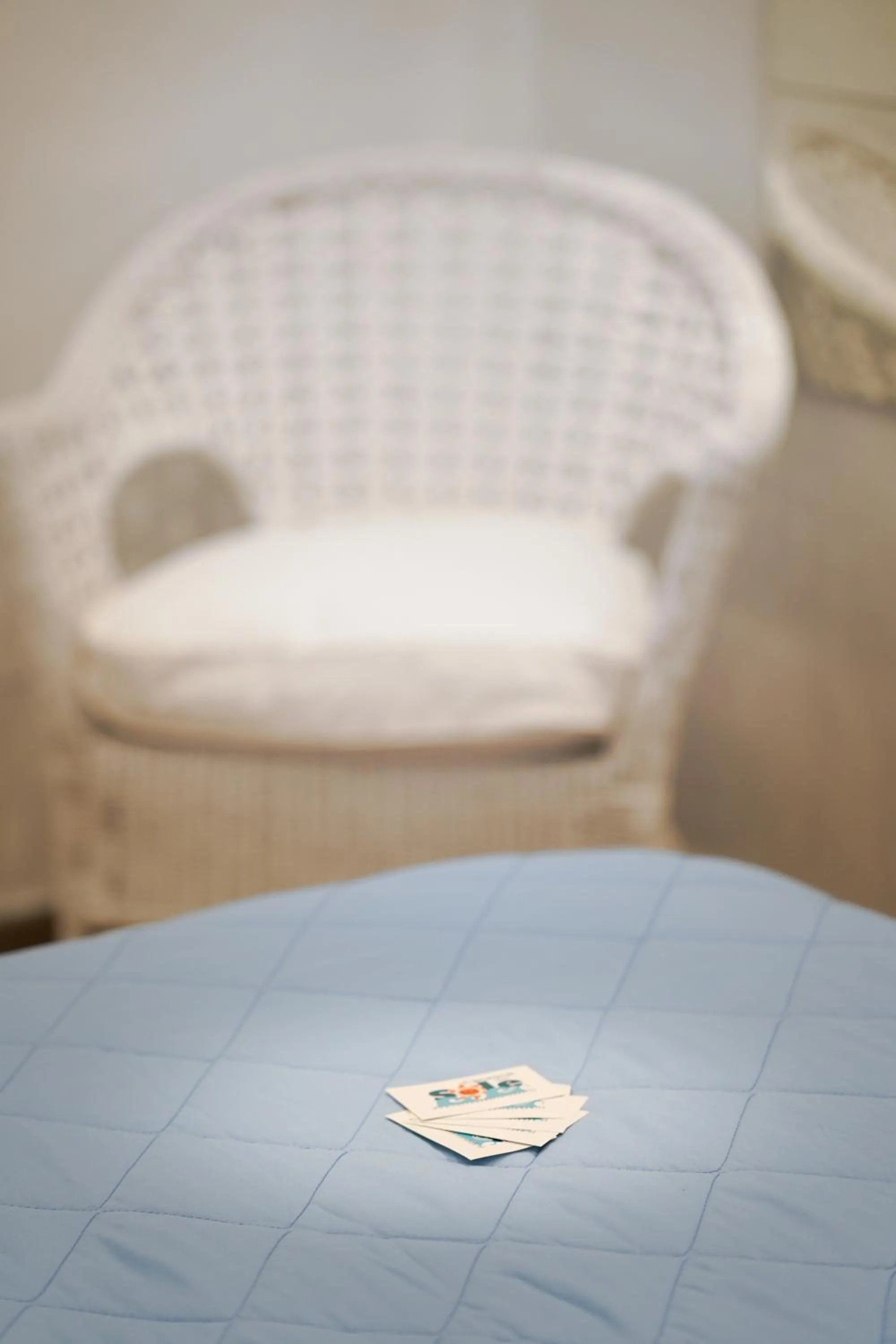 Bed in Canzone del sole