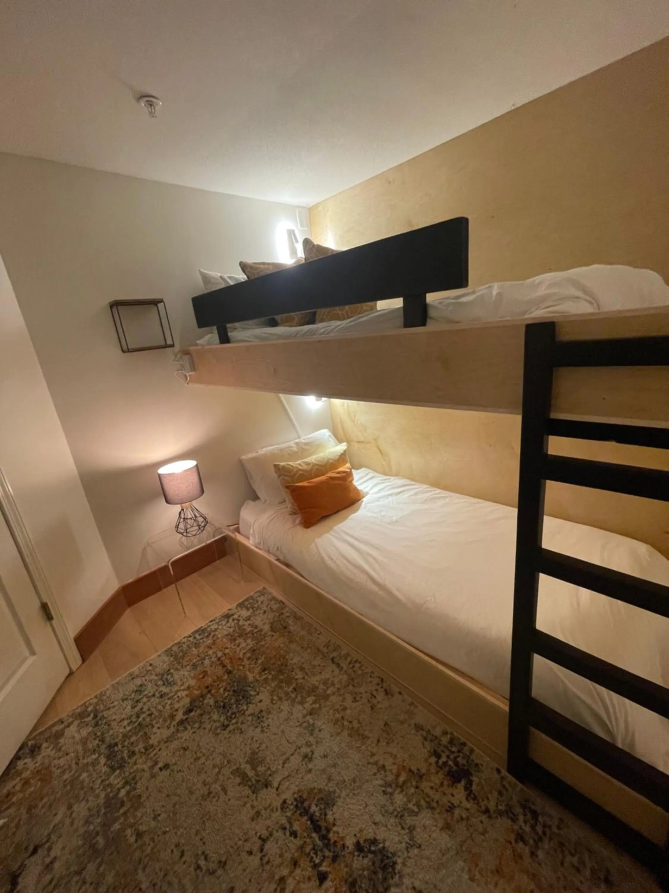 Bedroom, Bed in Powderhorn by Whistler Blackcomb Vacation Rentals