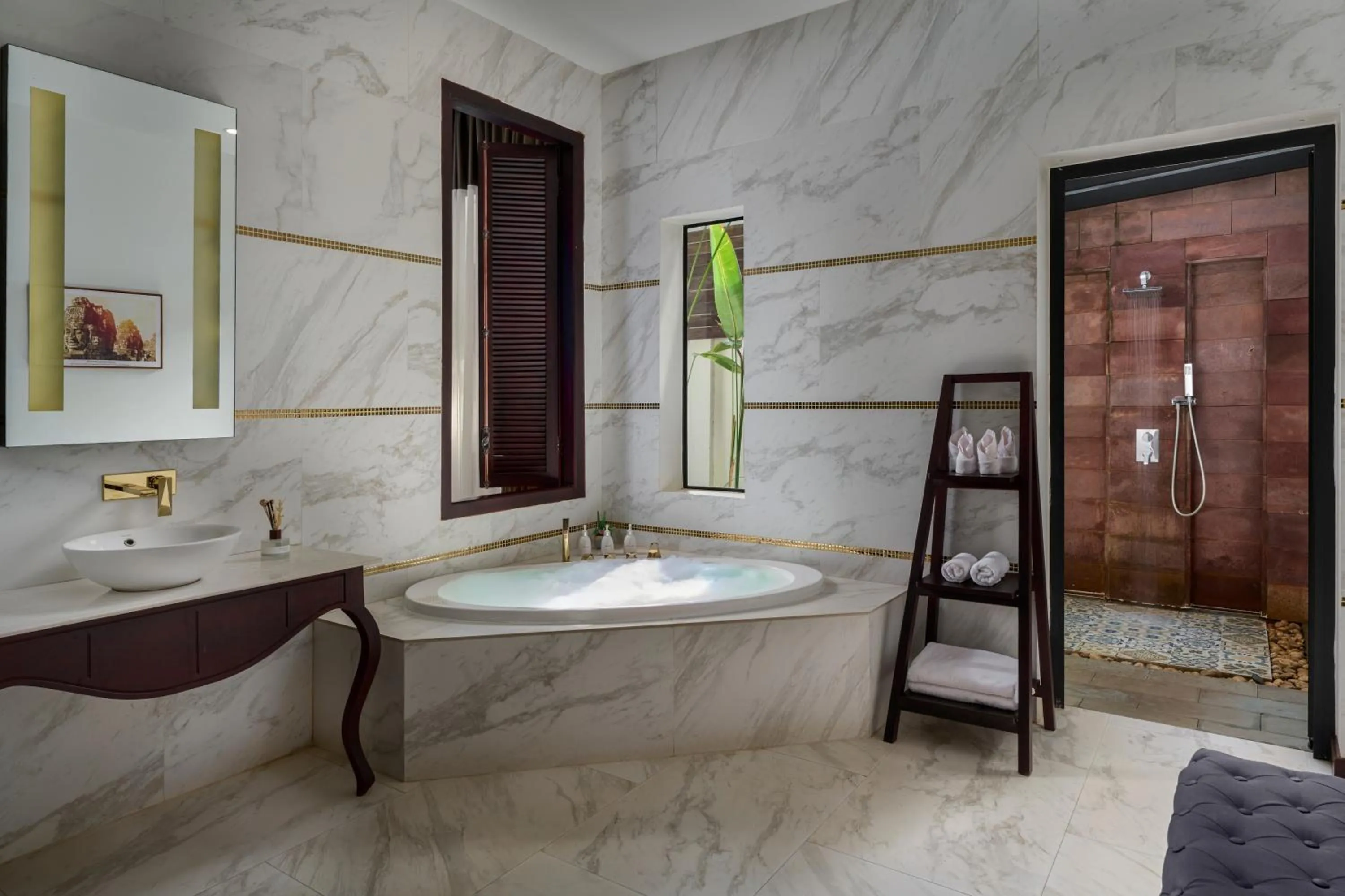 Shower in The Embassy Angkor Resort & Spa