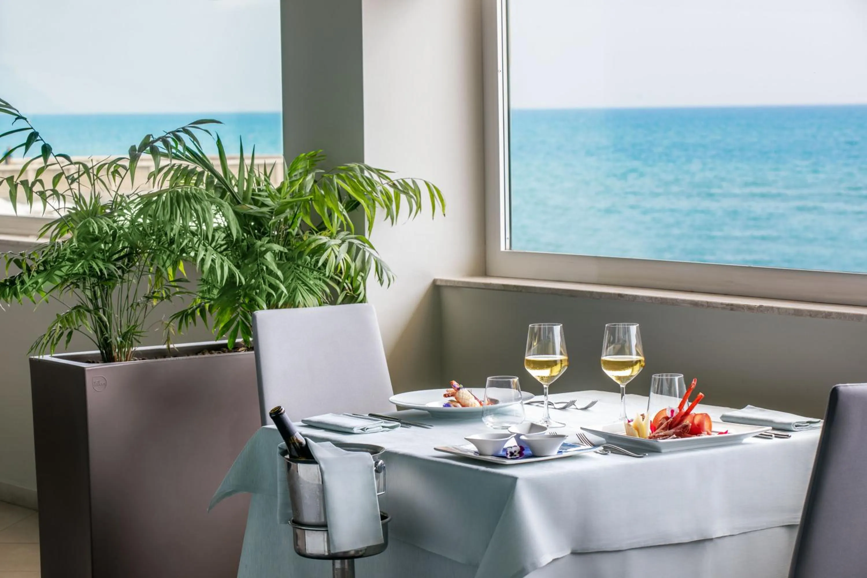 Food and drinks in Hotel Miramare