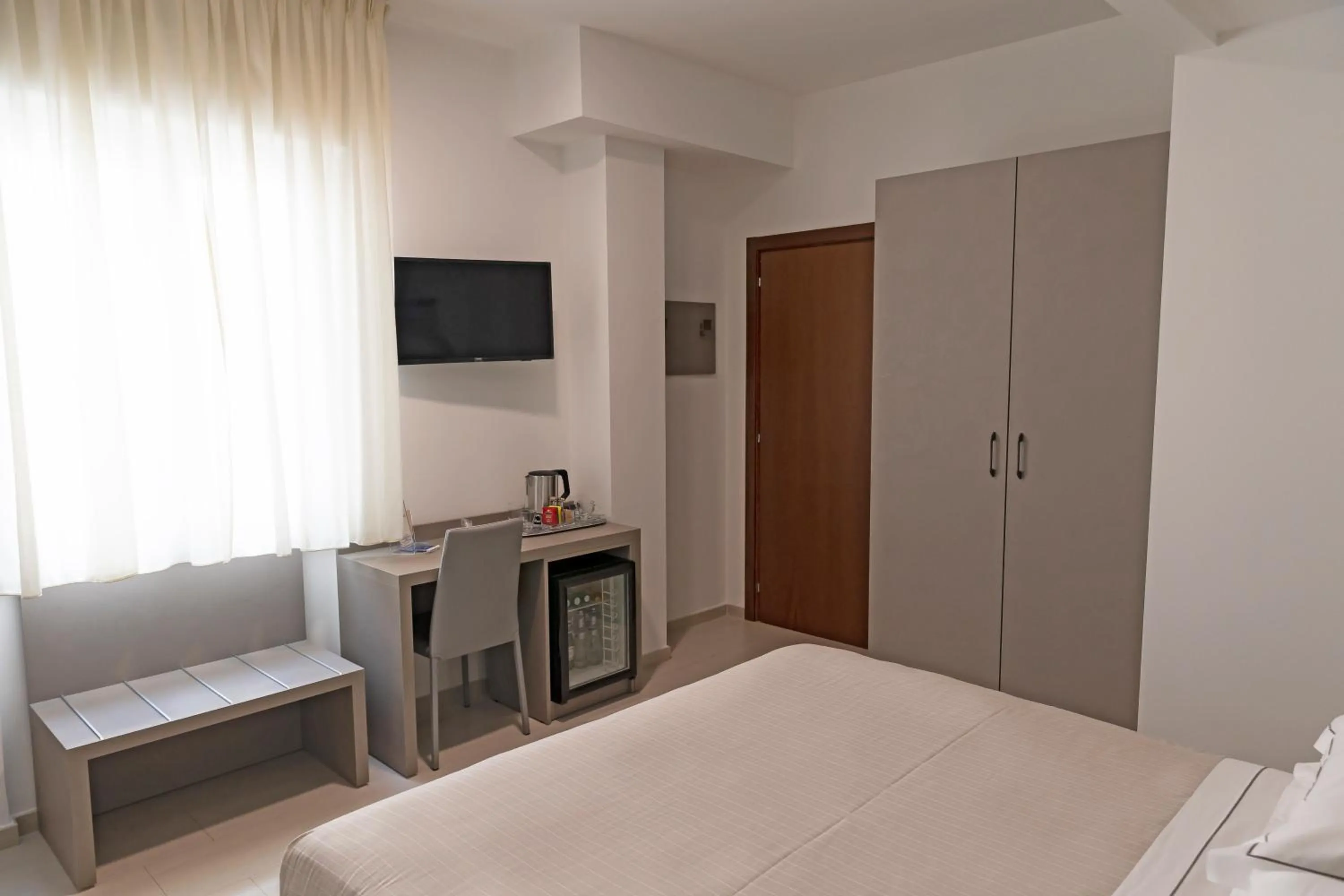 TV and multimedia, Bed in Hotel Miramare