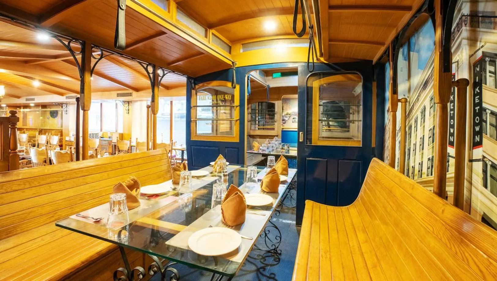 Restaurant/places to eat in SFO Hotel and Suites