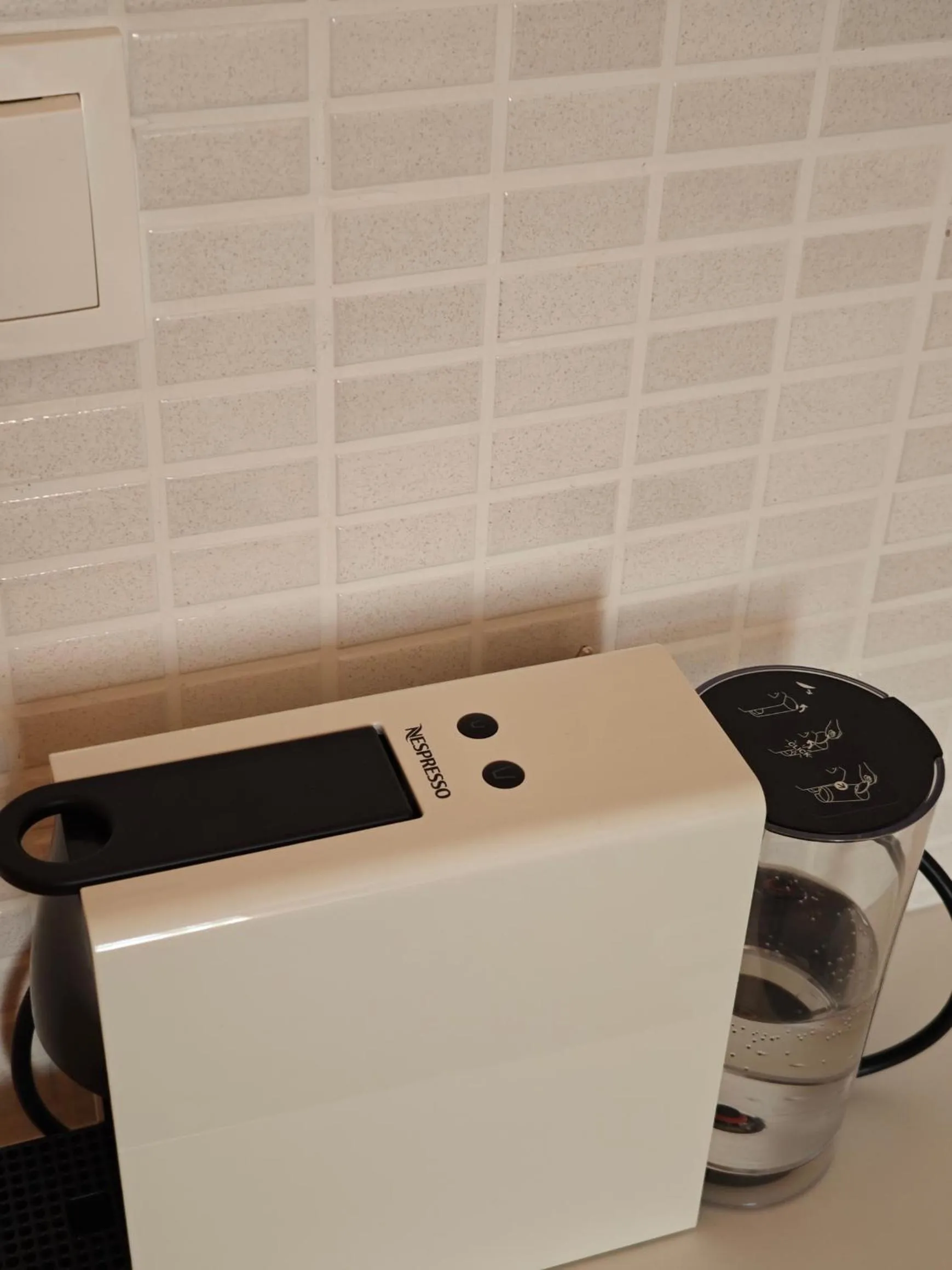 Coffee/tea facilities in Nirvana Rooms & Apartments