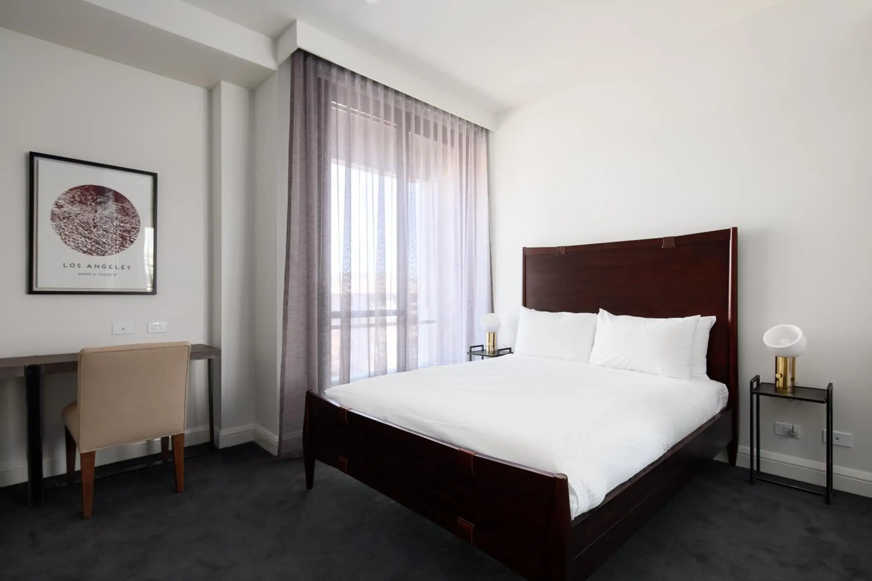 Knightsbridge Superior Room - Limited service in Knightsbridge Canberra Knightsbridge Superior Room - Limited service in Knightsbridge Canberra