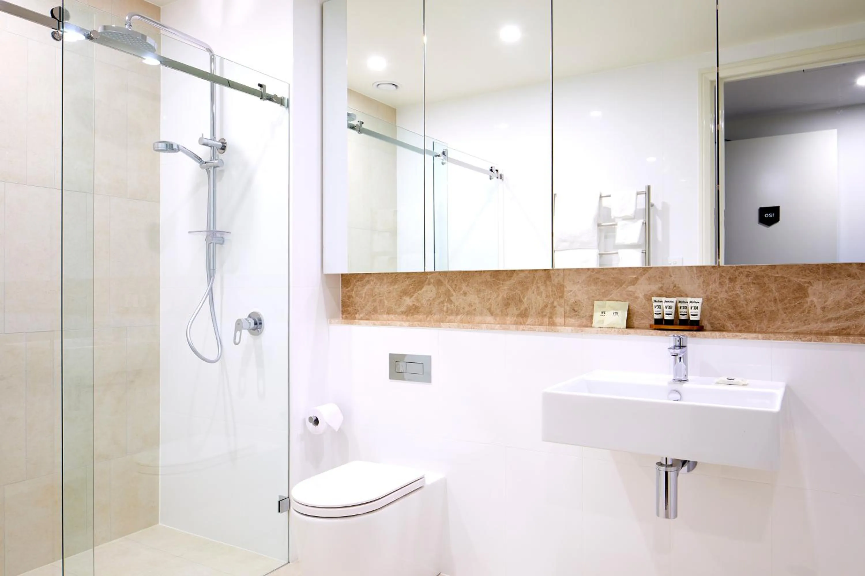 Bathroom in Knightsbridge Canberra