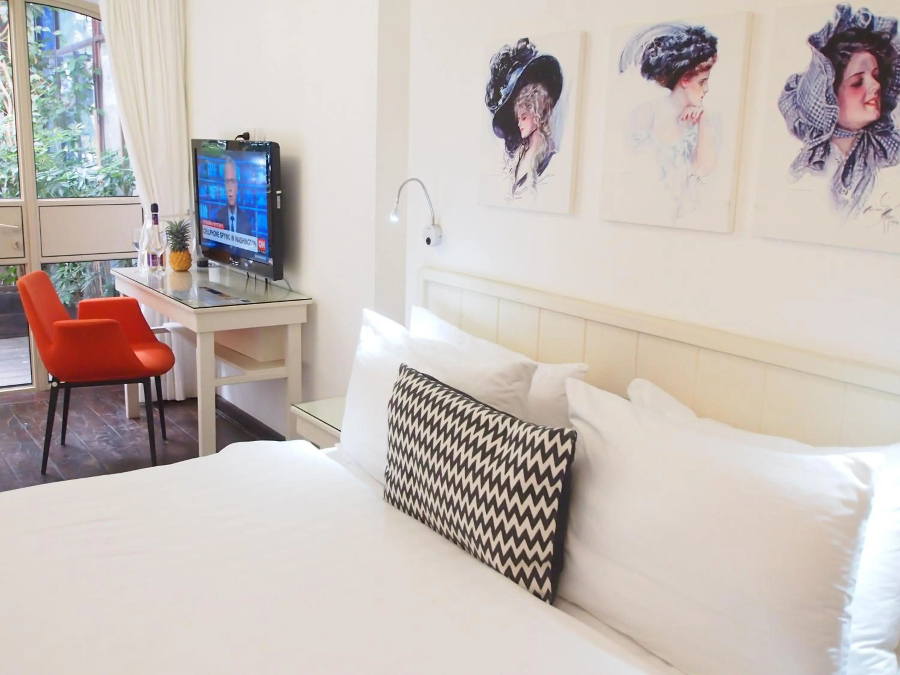 Decorative detail, Bed in Templers House Boutique hotel