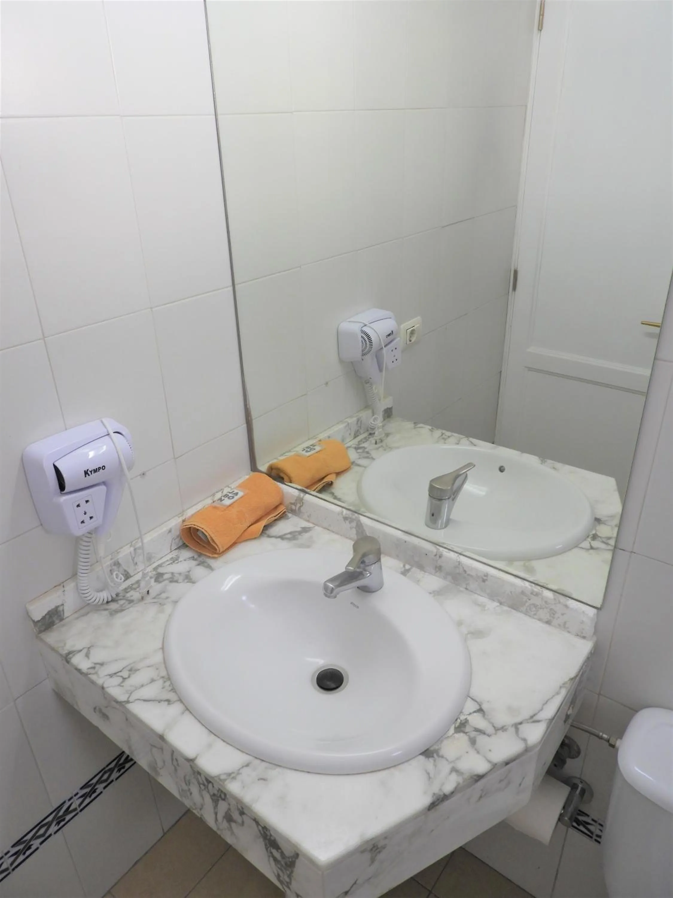 Bathroom in Bungalows Parque Nogal