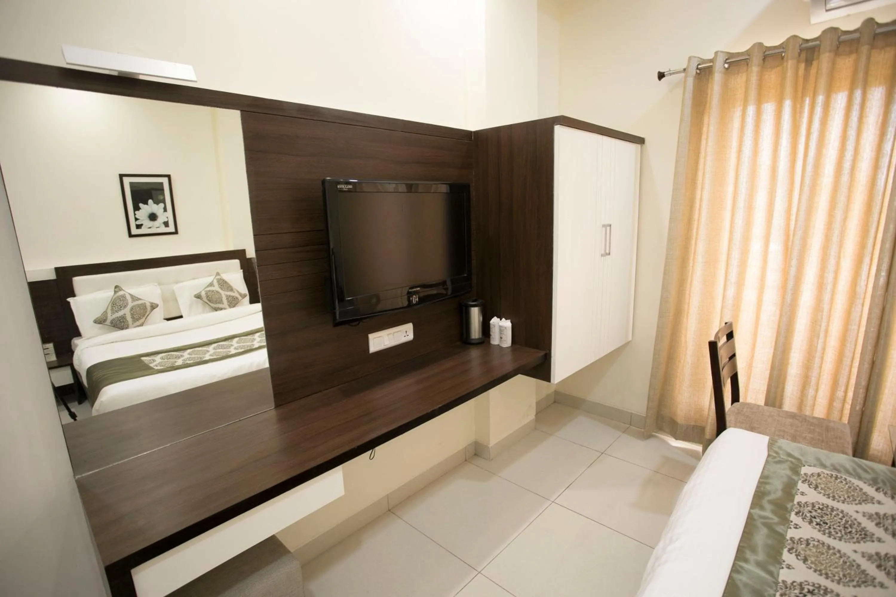 Bed in Hotel Fortune Plaza