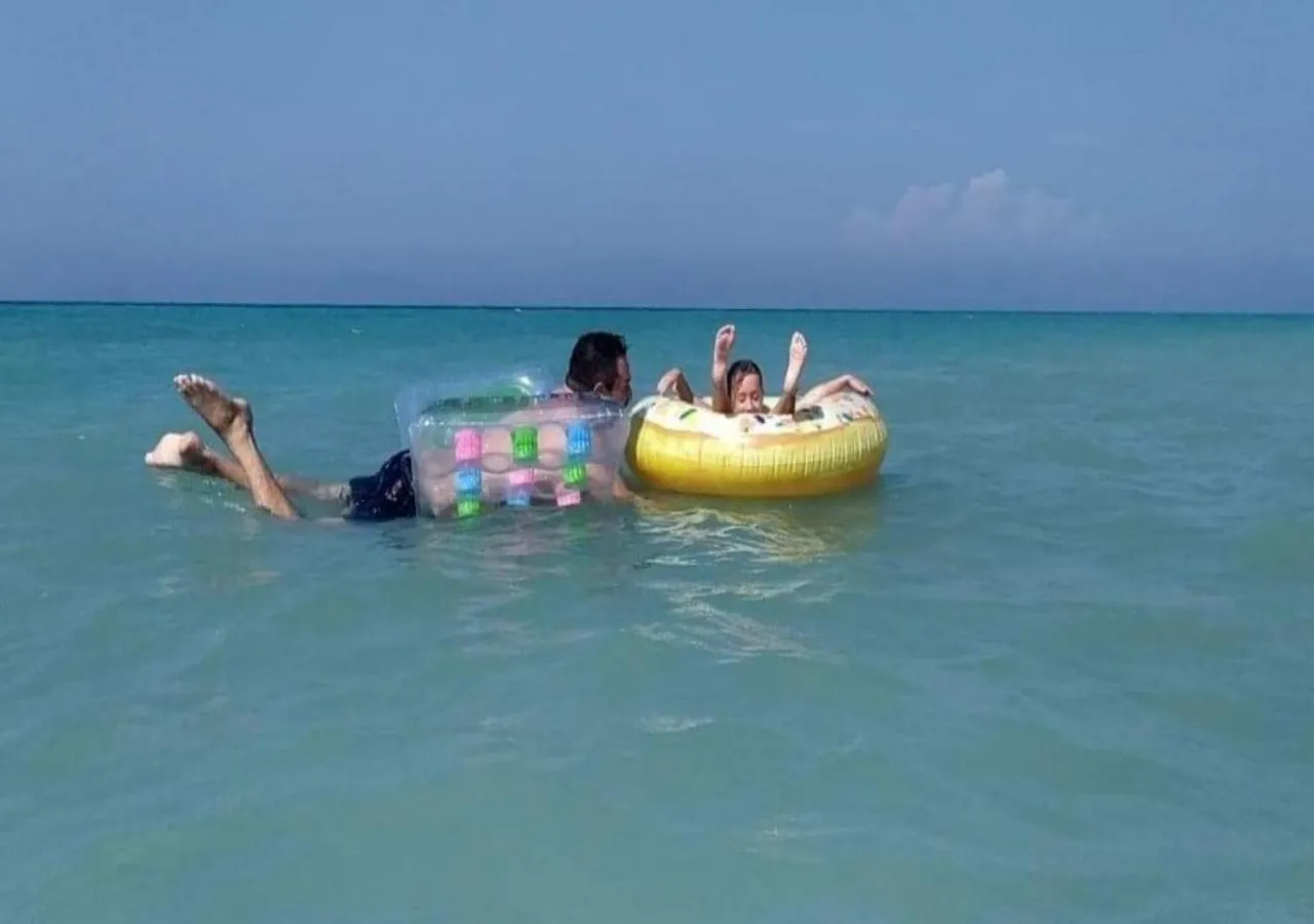 Day in Nautilus Beach House