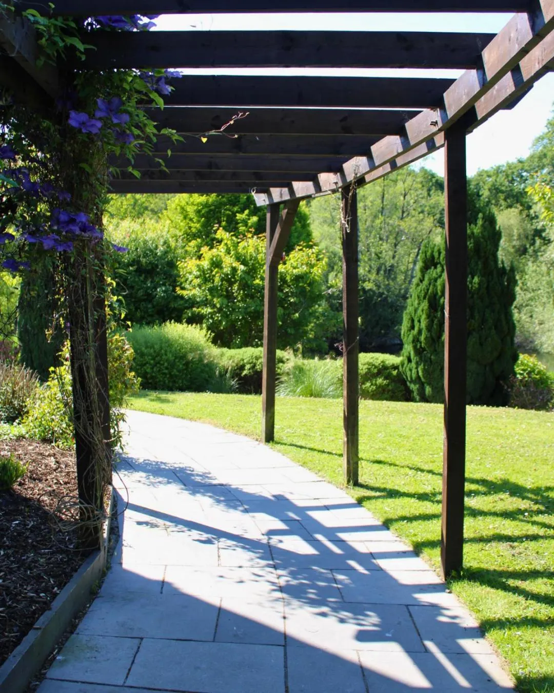 Garden view in Woodford Dolmen Hotel Carlow