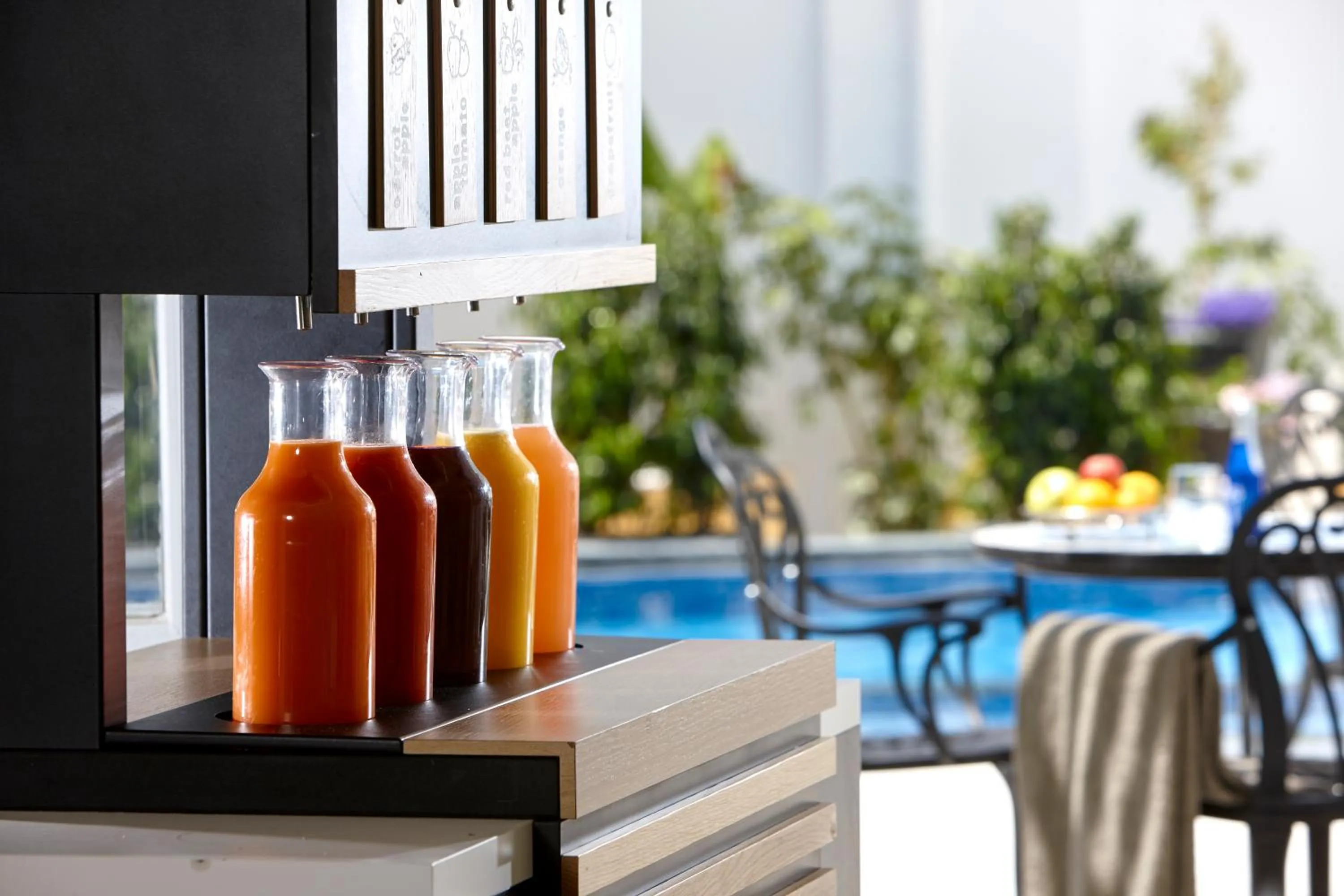 Swimming pool in Vasia Boulevard Hotel (Adults Only)