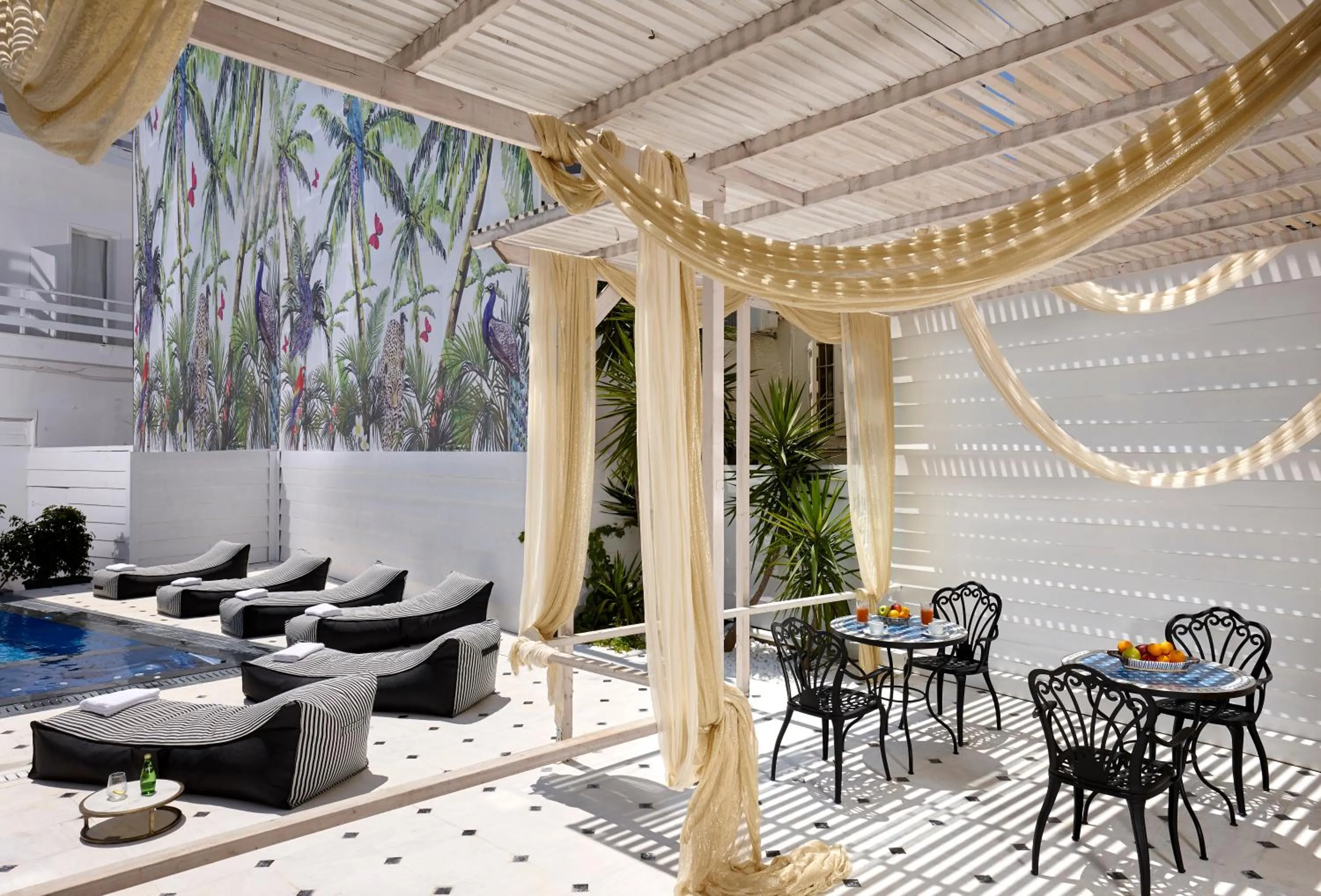 Patio in Vasia Boulevard Hotel (Adults Only)