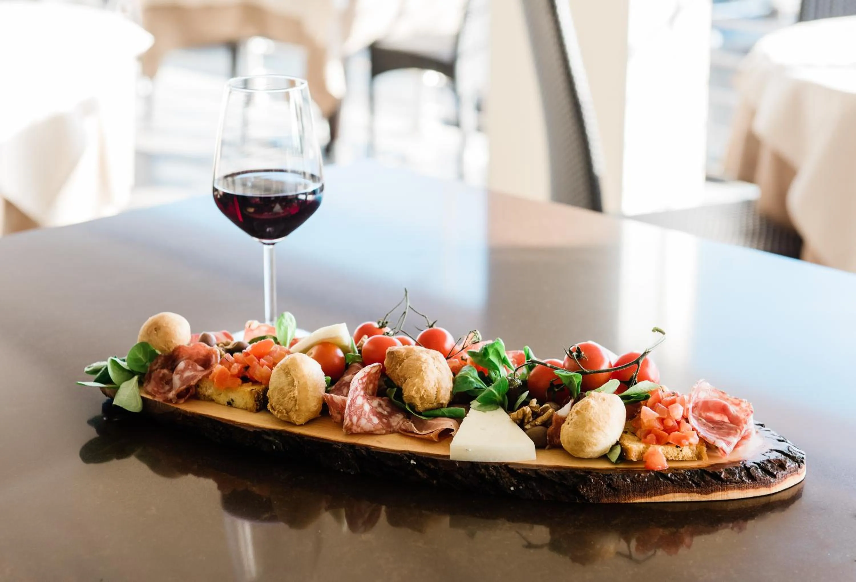 Restaurant/places to eat in Hotel Giulia