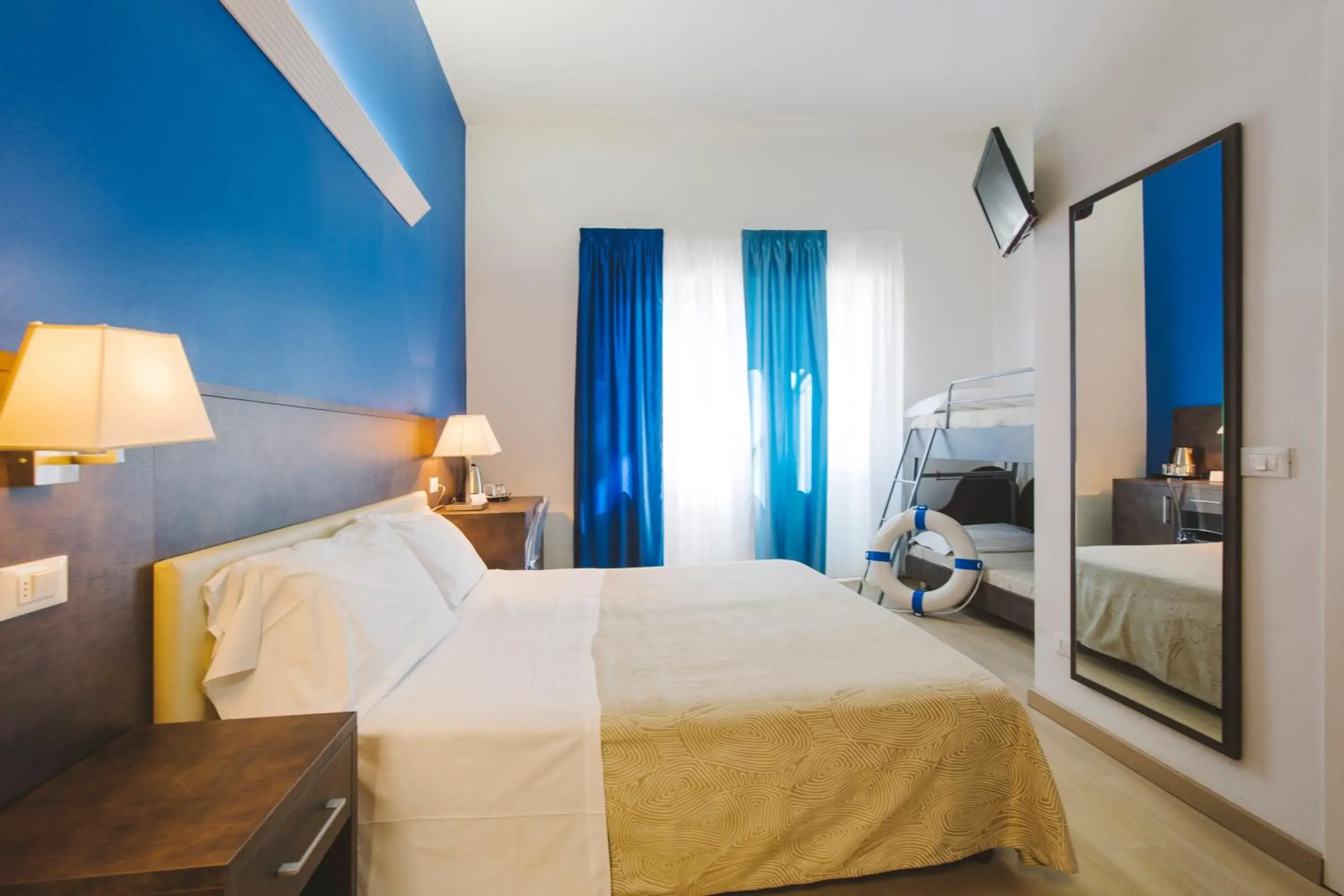 Triple Room in Hotel Giulia Triple Room in Hotel Giulia