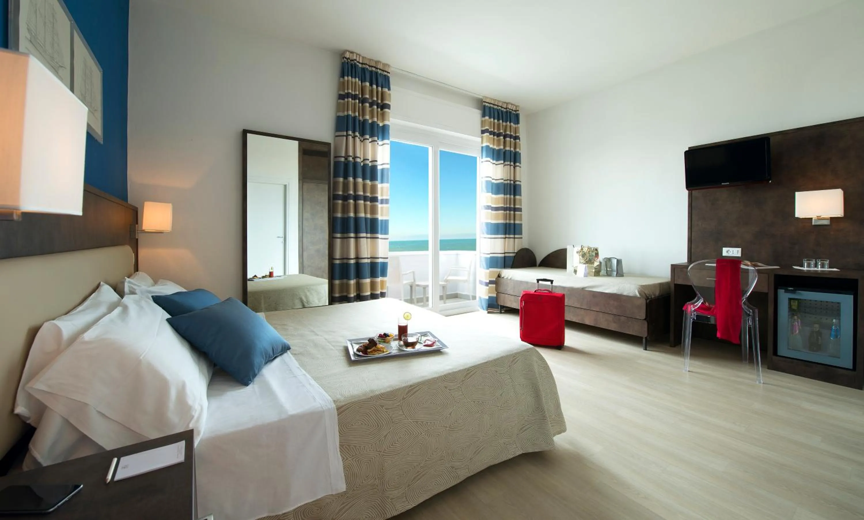 Photo of the whole room, Bed in Hotel Giulia