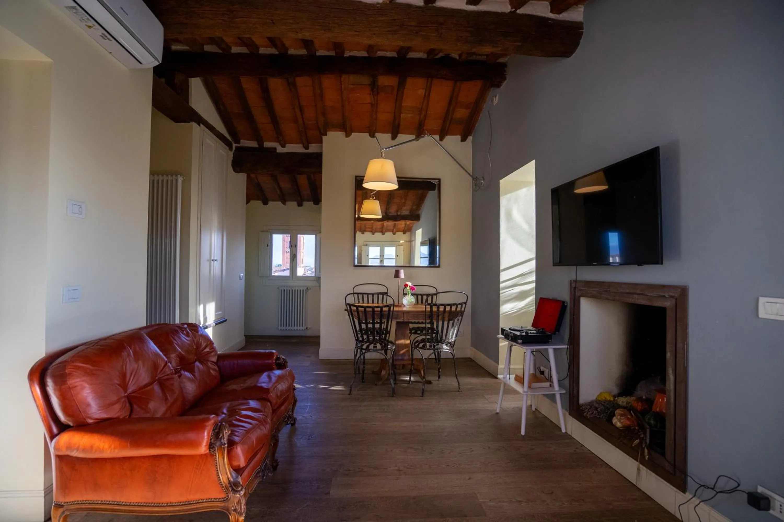 Photo of the whole room in Palazzo Rocchi - Residenza D'Epoca