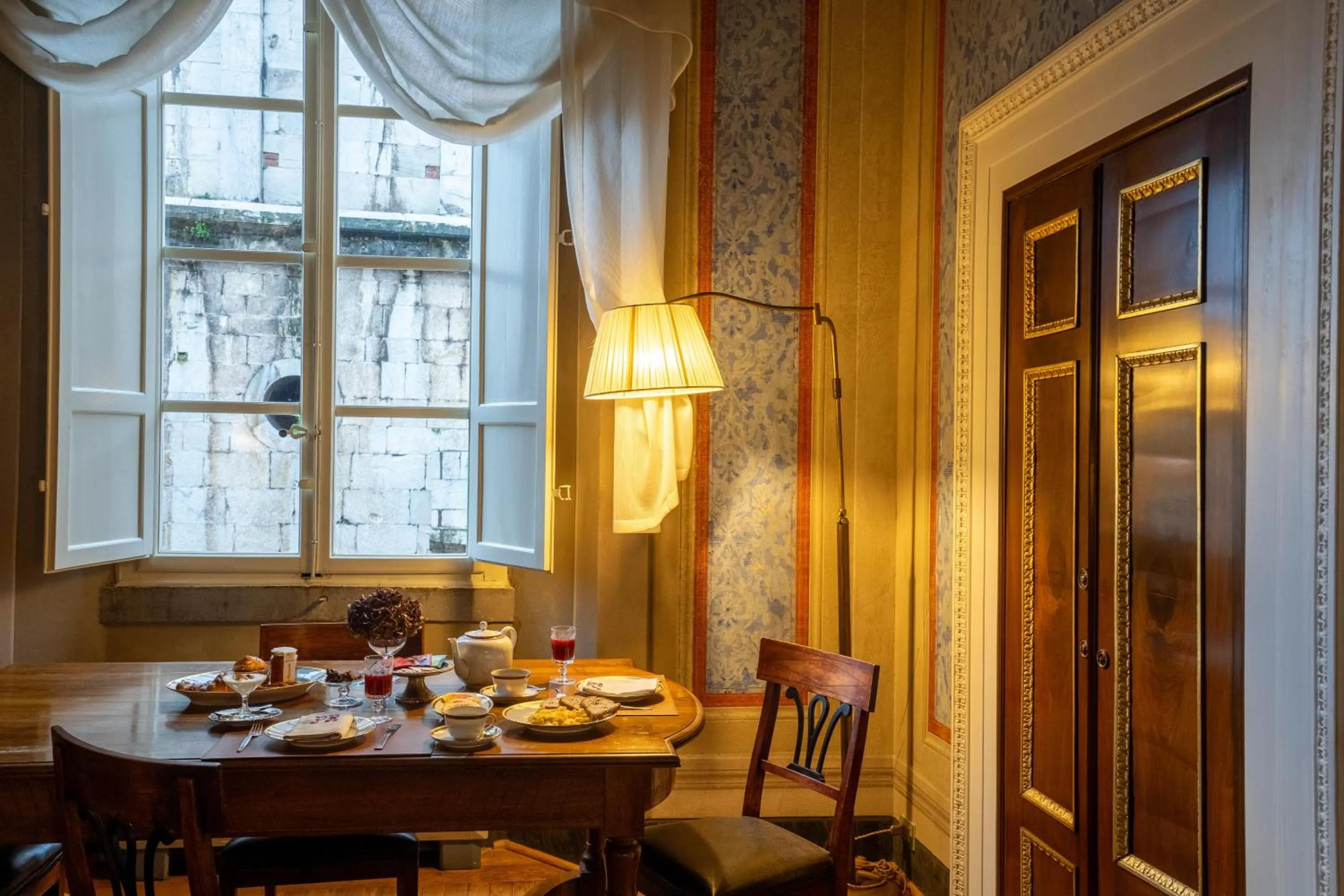 Breakfast in Palazzo Rocchi - Residenza D'Epoca