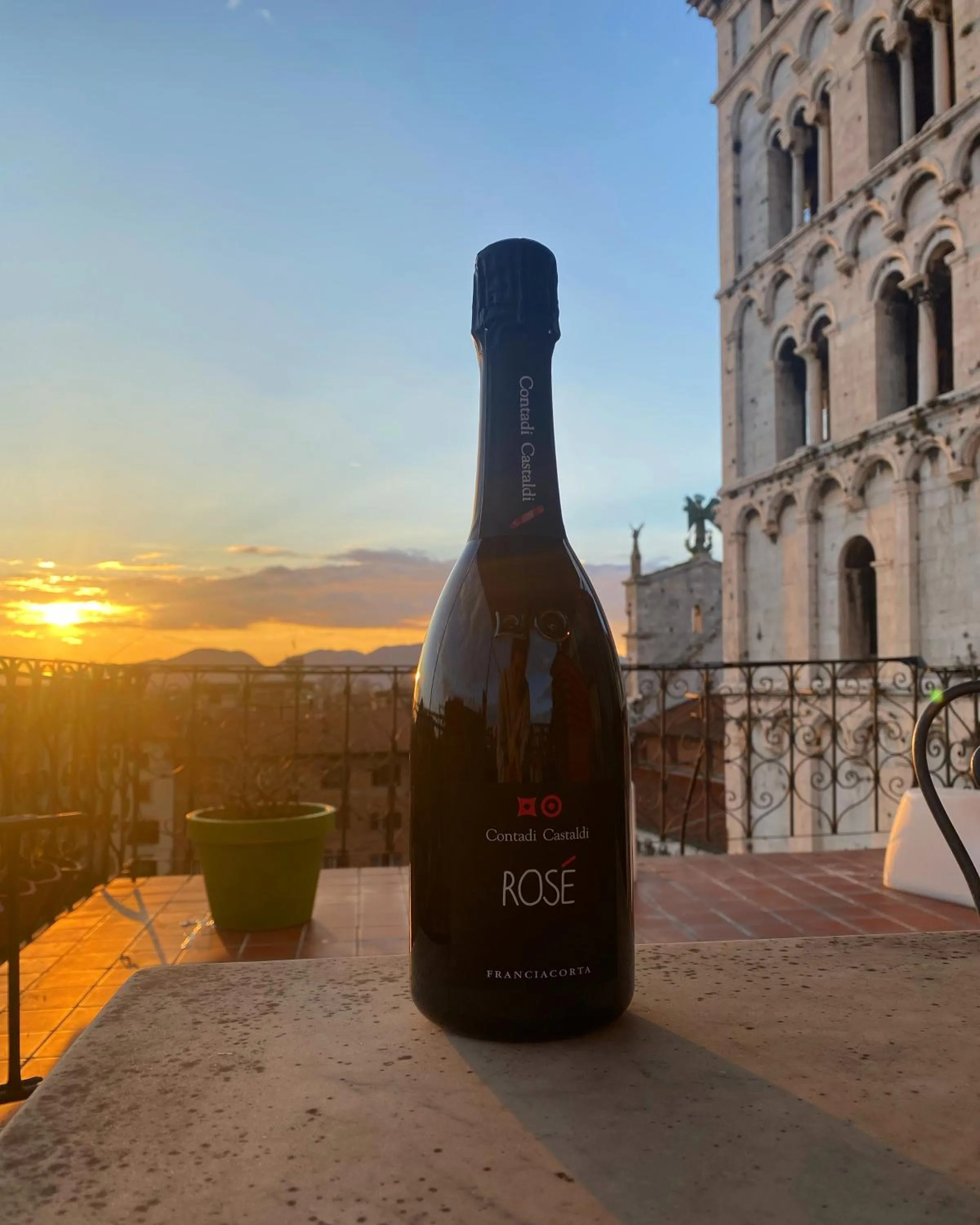 Nearby landmark in Palazzo Rocchi - Residenza D'Epoca