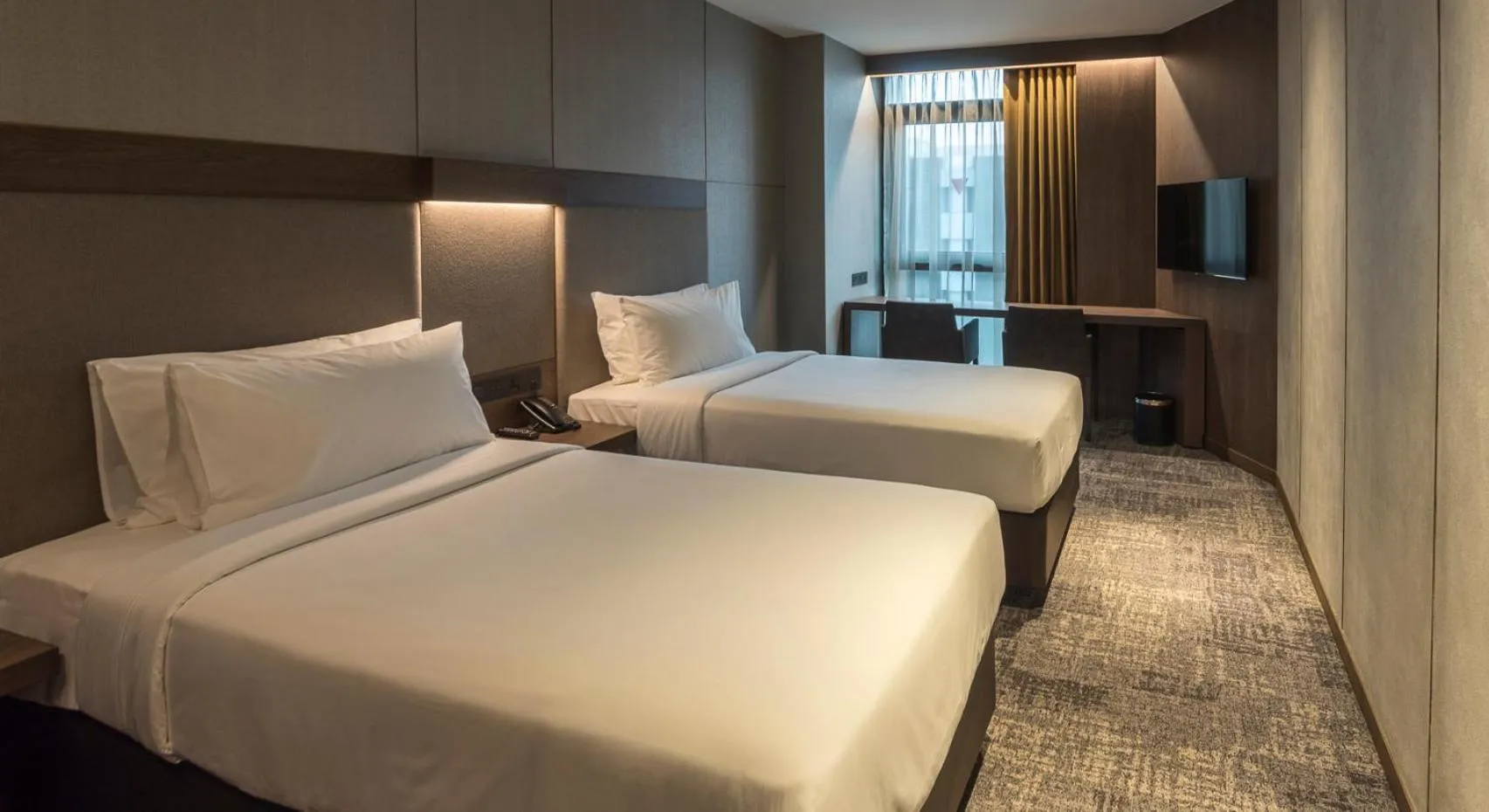 Photo of the whole room in Oakwood Bencoolen Singapore