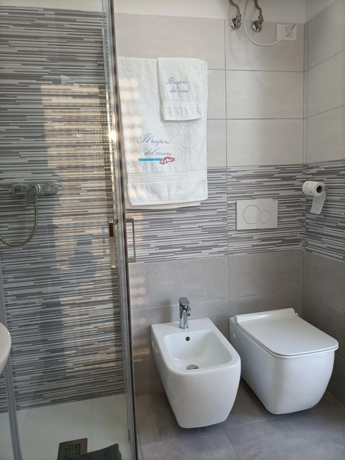 Shower in Il Respiro del Mare