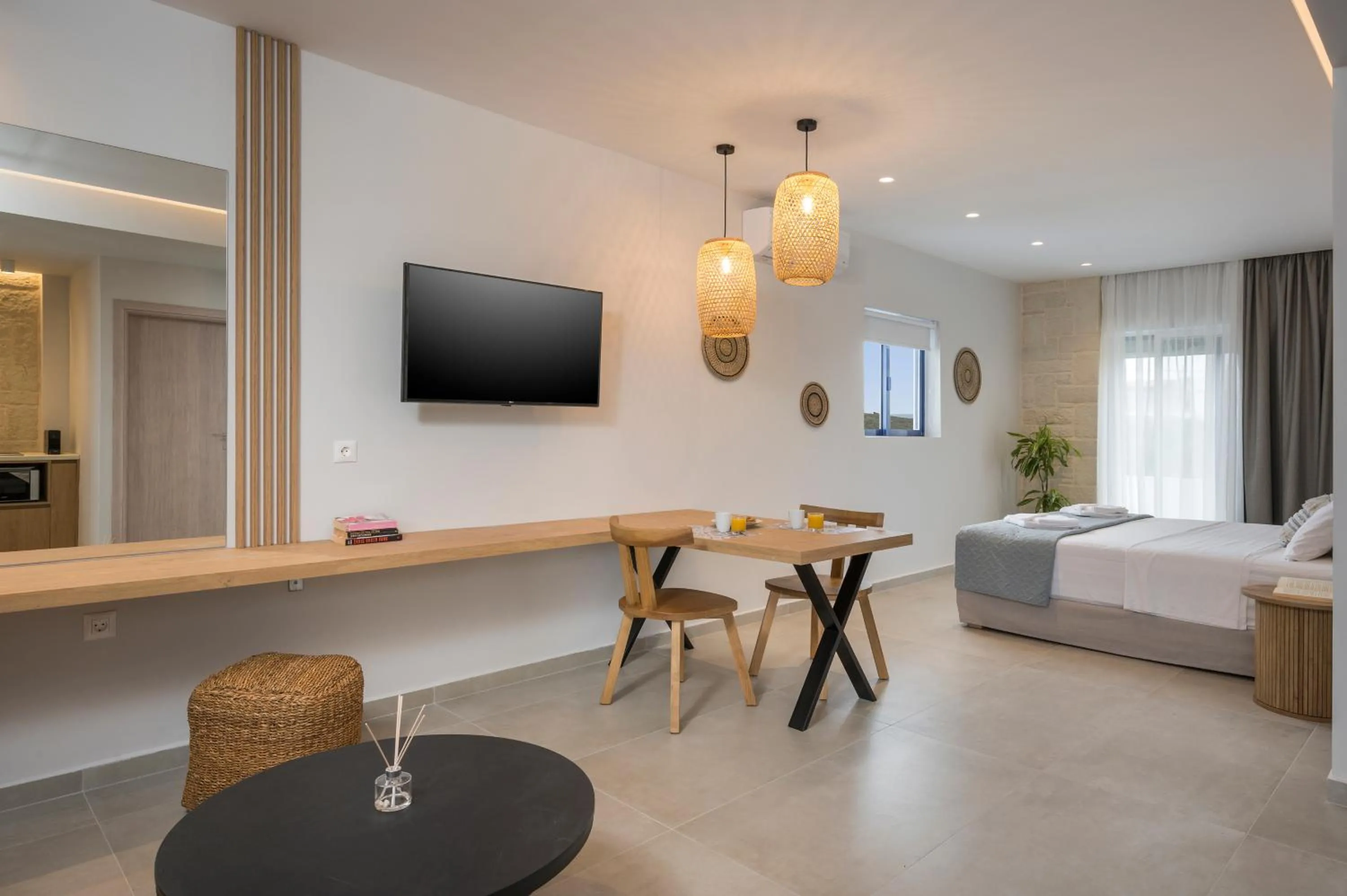 Bed in Esplanade Apartments - Heated Pool