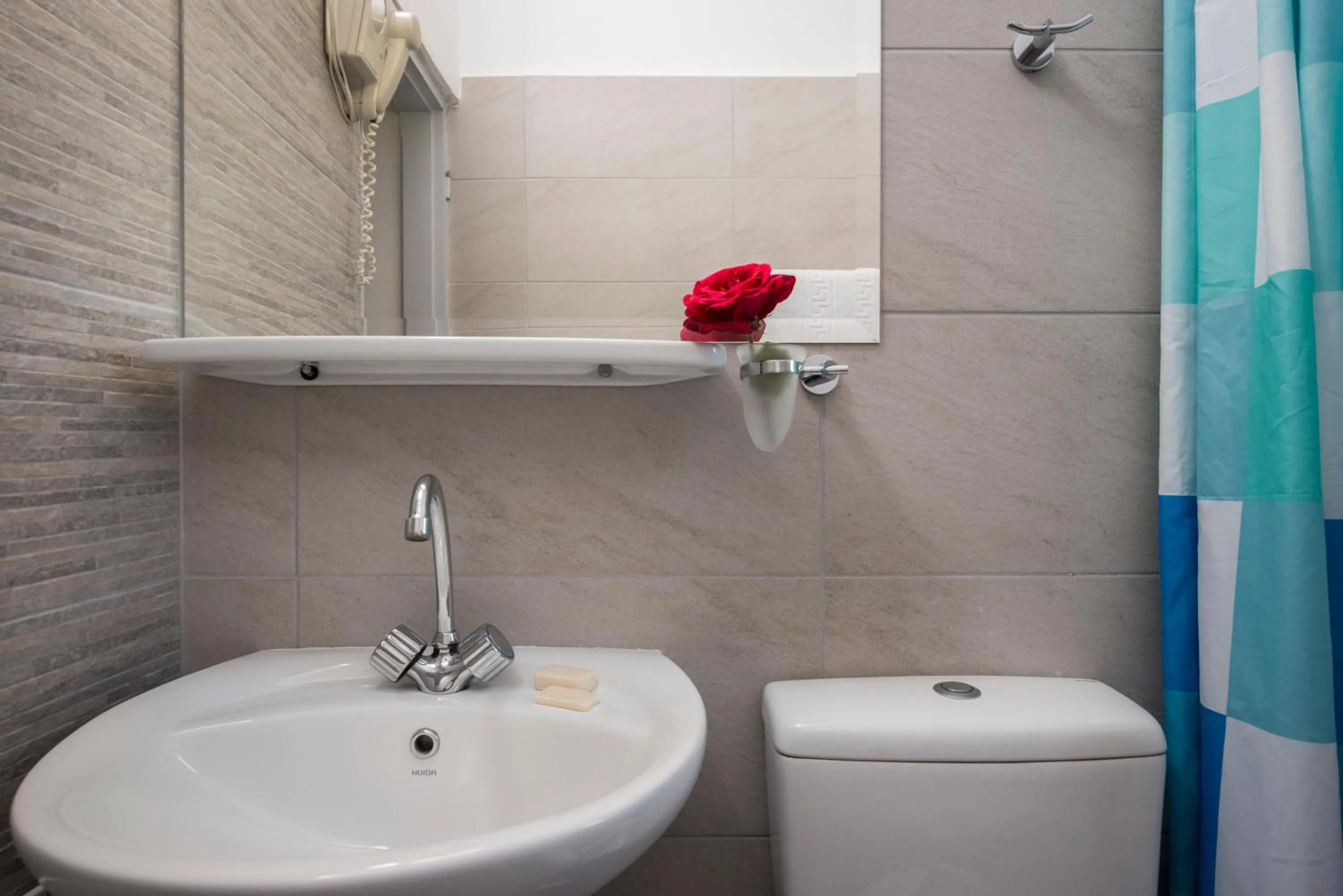 Bathroom in Esplanade Apartments - Heated Pool
